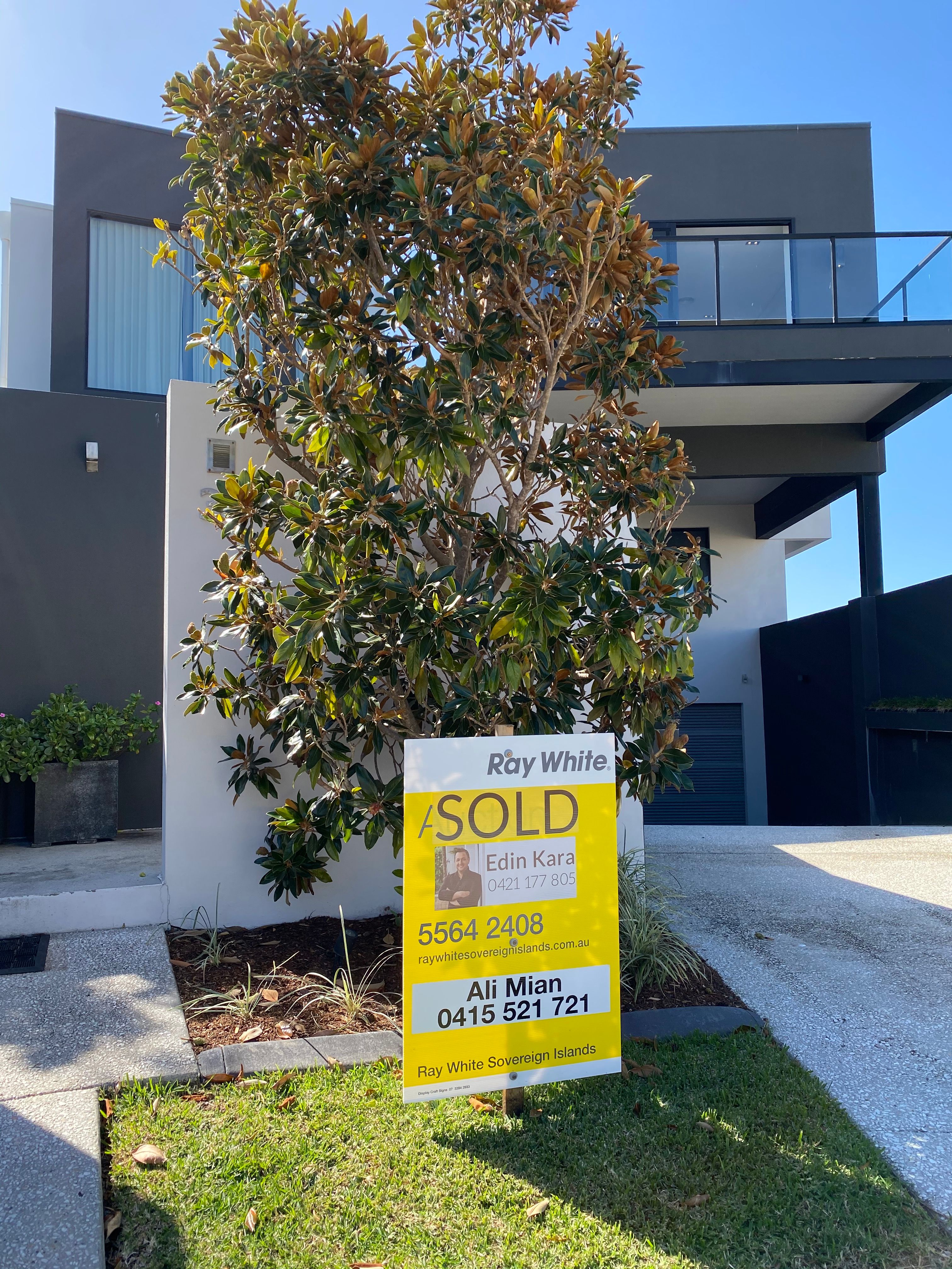 35 Parklane Terrace, Paradise Point QLD 4216