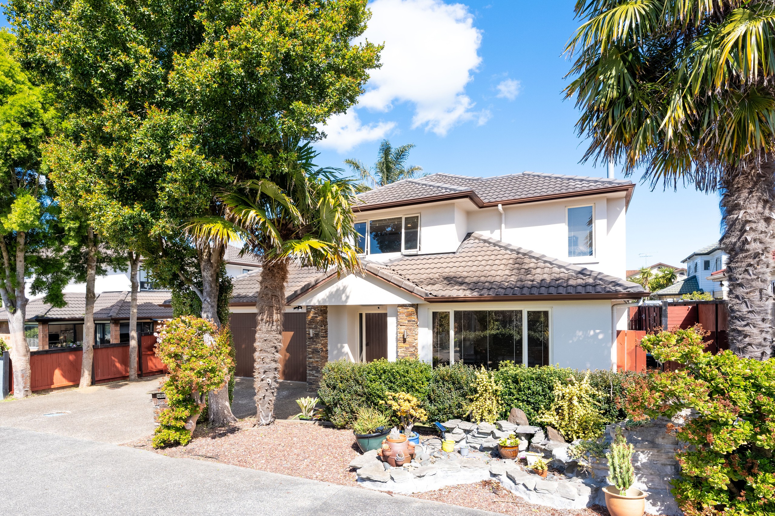 83 Wayne Francis Drive, Flat Bush, Manukau City