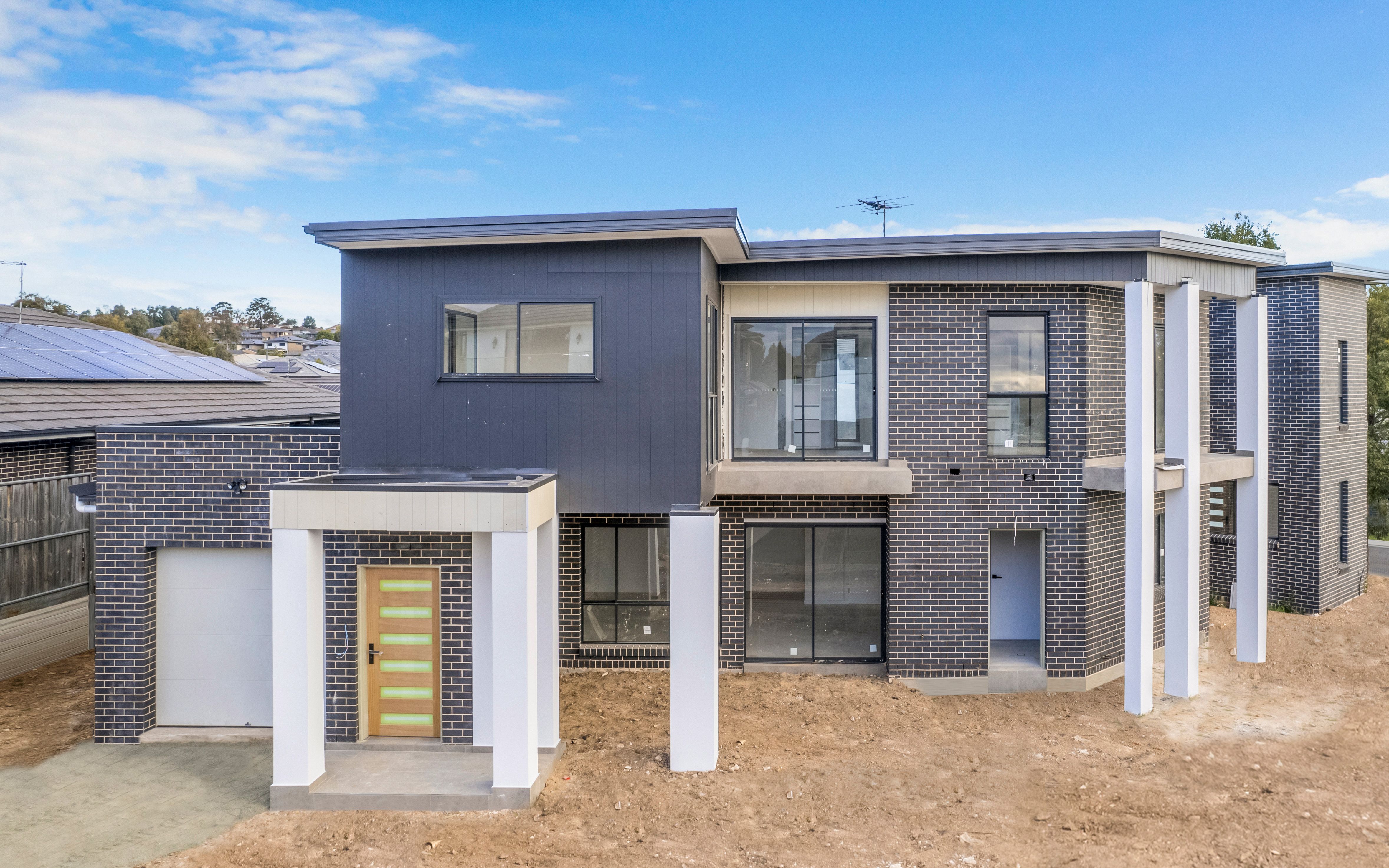 2 Blue Street, Minto NSW 2566