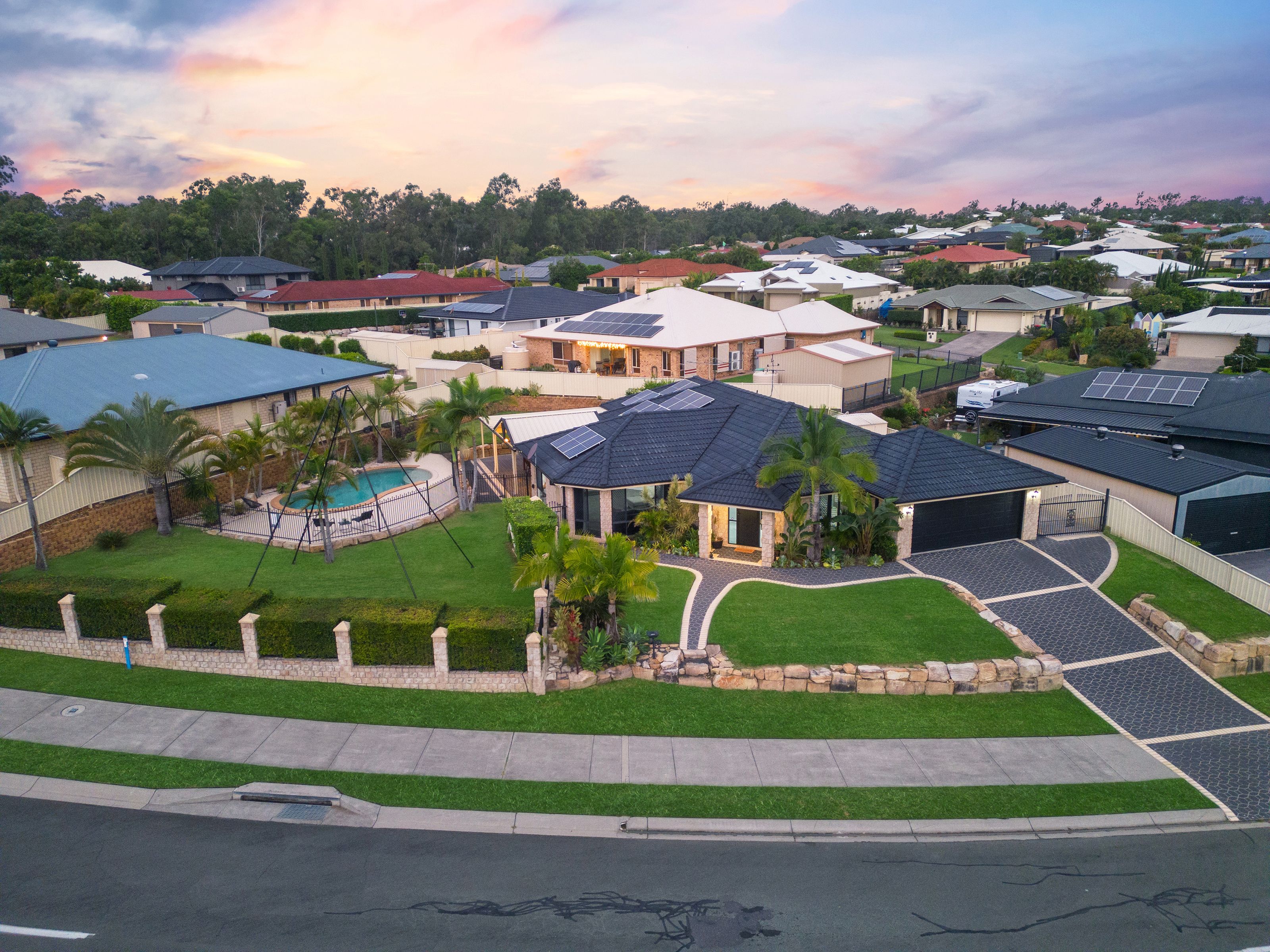 119 Kensington Drive, Flinders View, QLD 4305