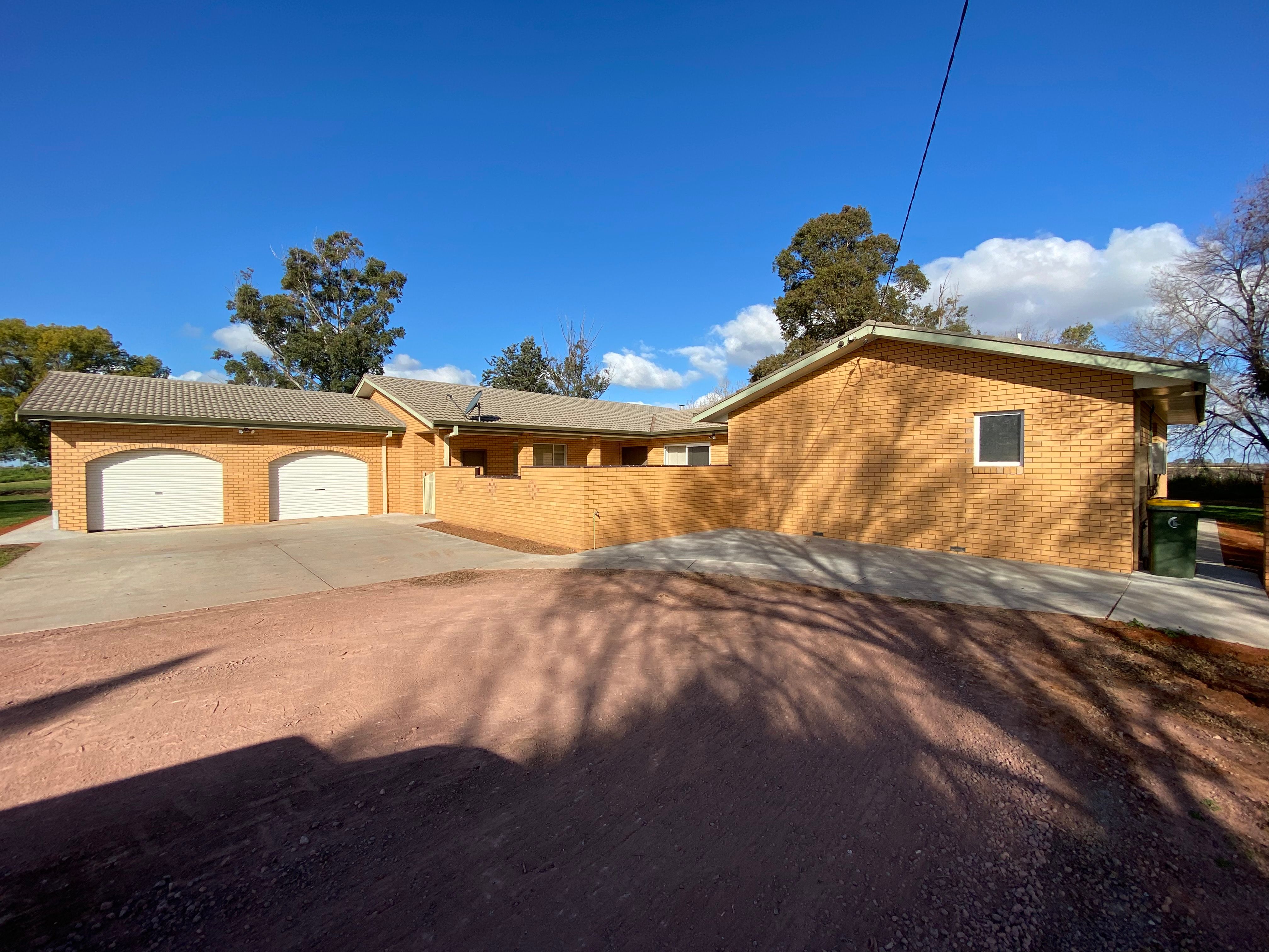 219 BEAUMONT Road, Hanwood, NSW 2680