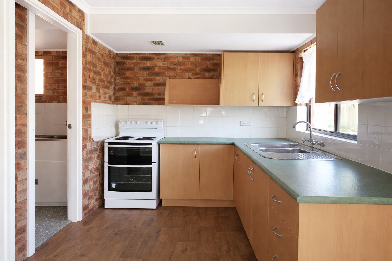 2/188 Prince Edward Avenue, Culburra Beach, NSW 2540