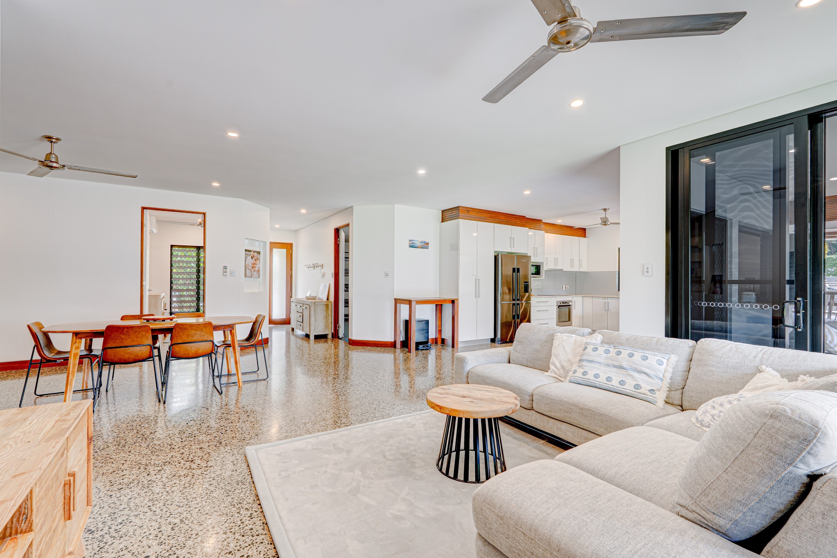 2 Purtaboi Close, Mission Beach, QLD 4852