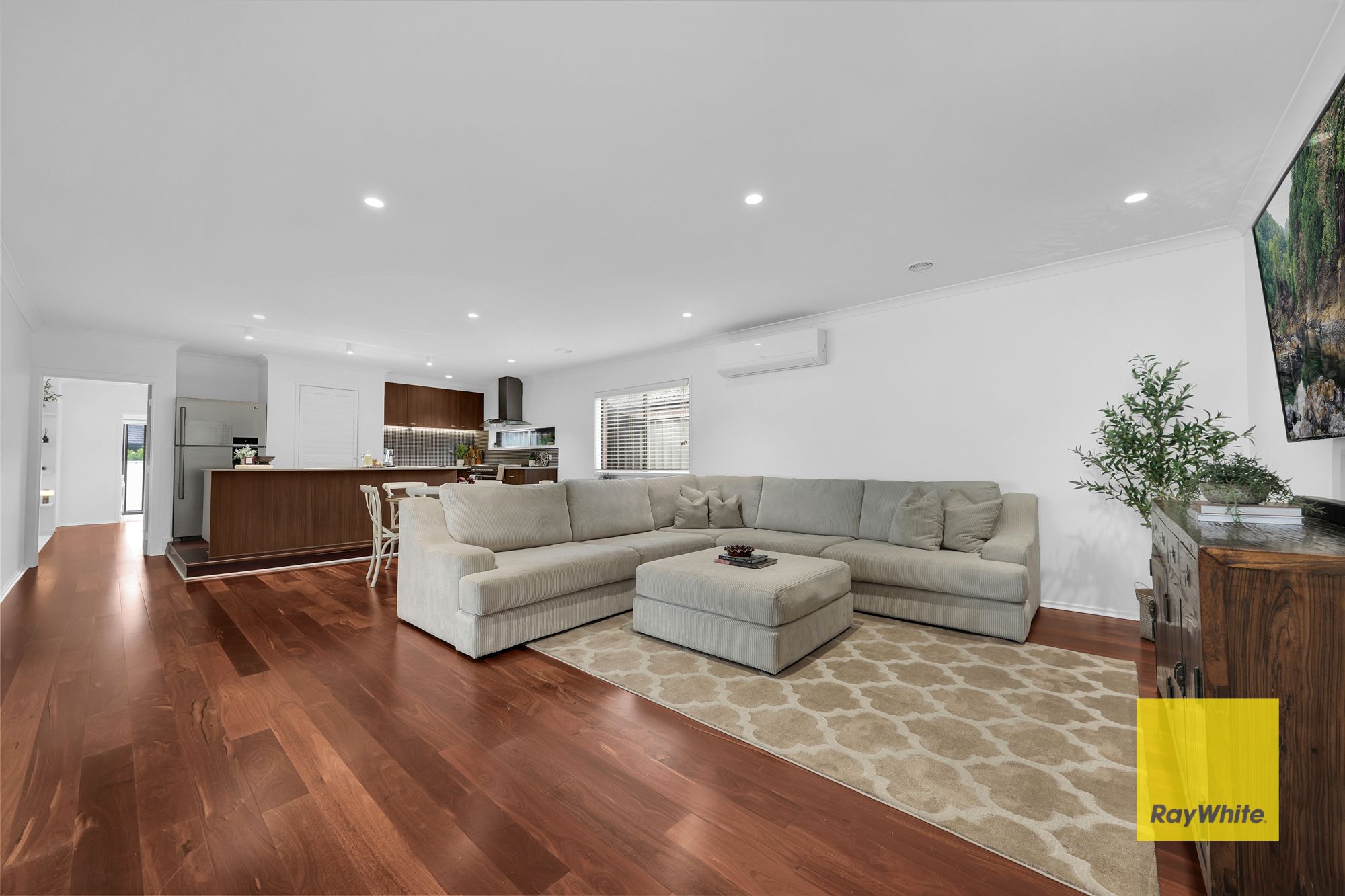 106 Mernda Village Drive — photo 3 of 23