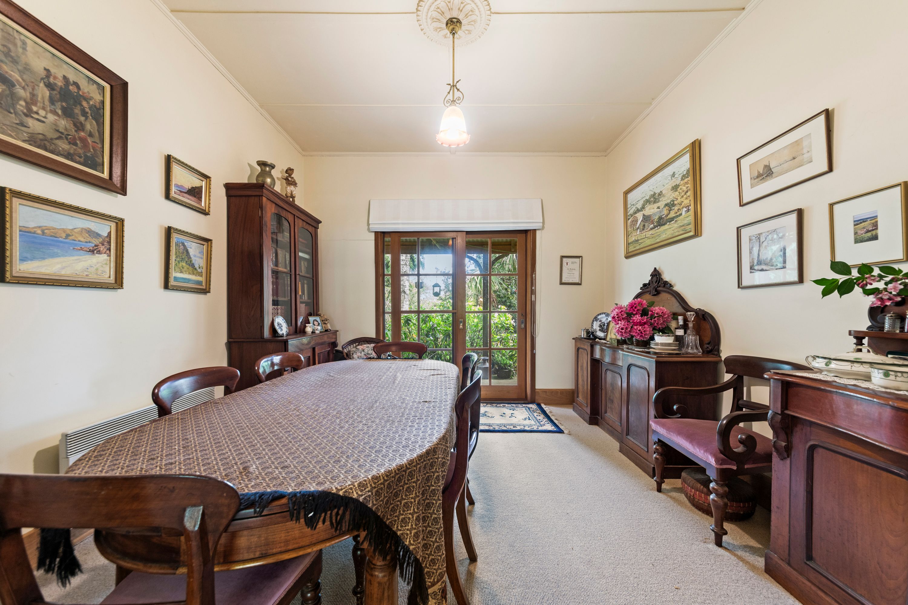 52 Earls Road — photo 19 of 30