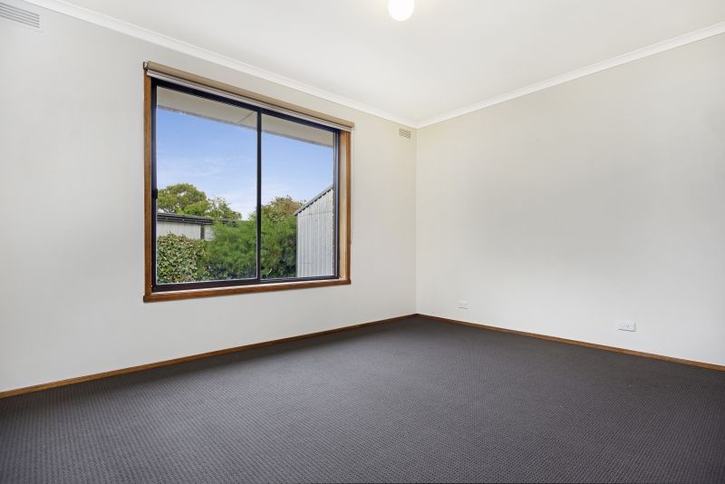 4 Hocking Avenue, Mount Clear, VIC 3350