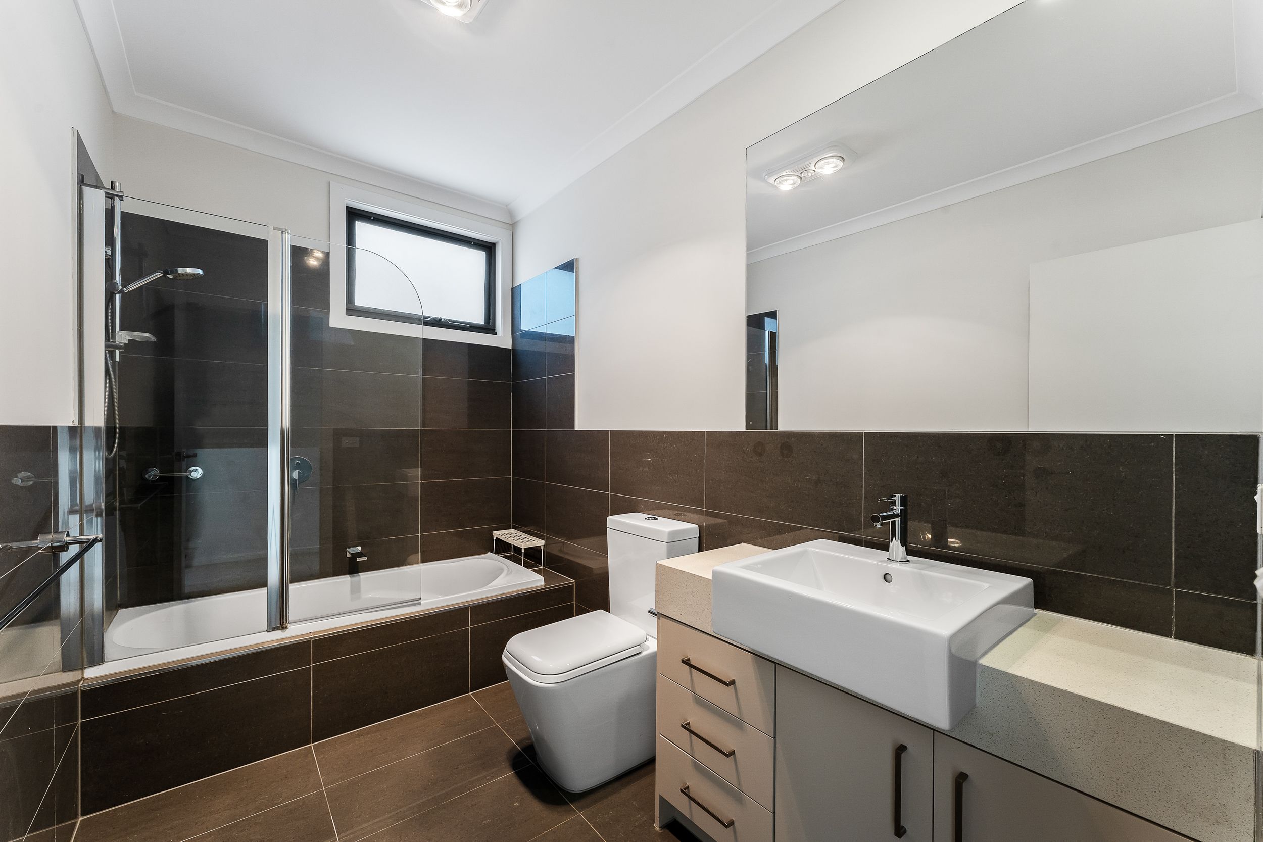 5/48-50 Hamel Street — photo 8 of 18