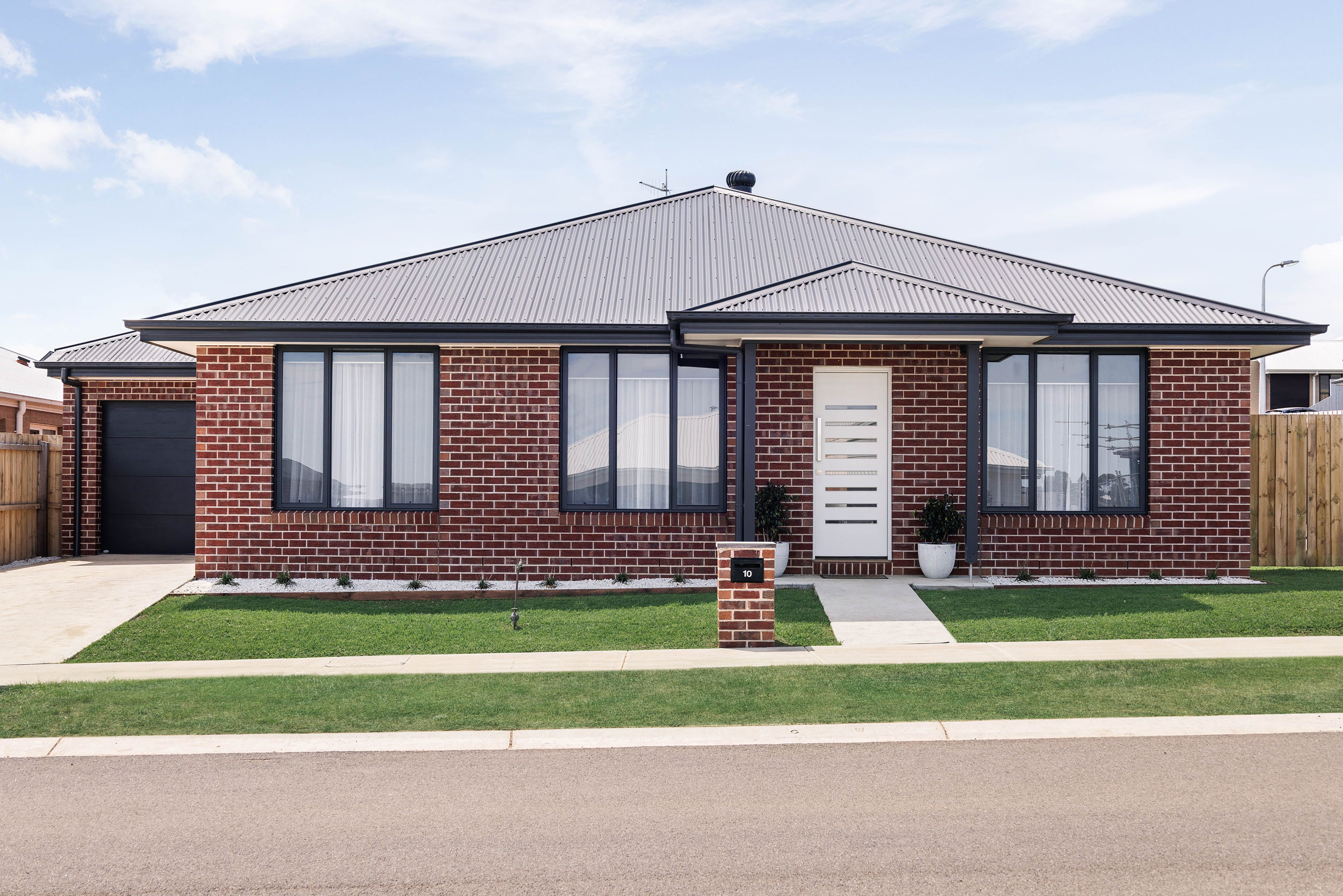 10 Weeyan Street — photo from Ray White Warrnambool