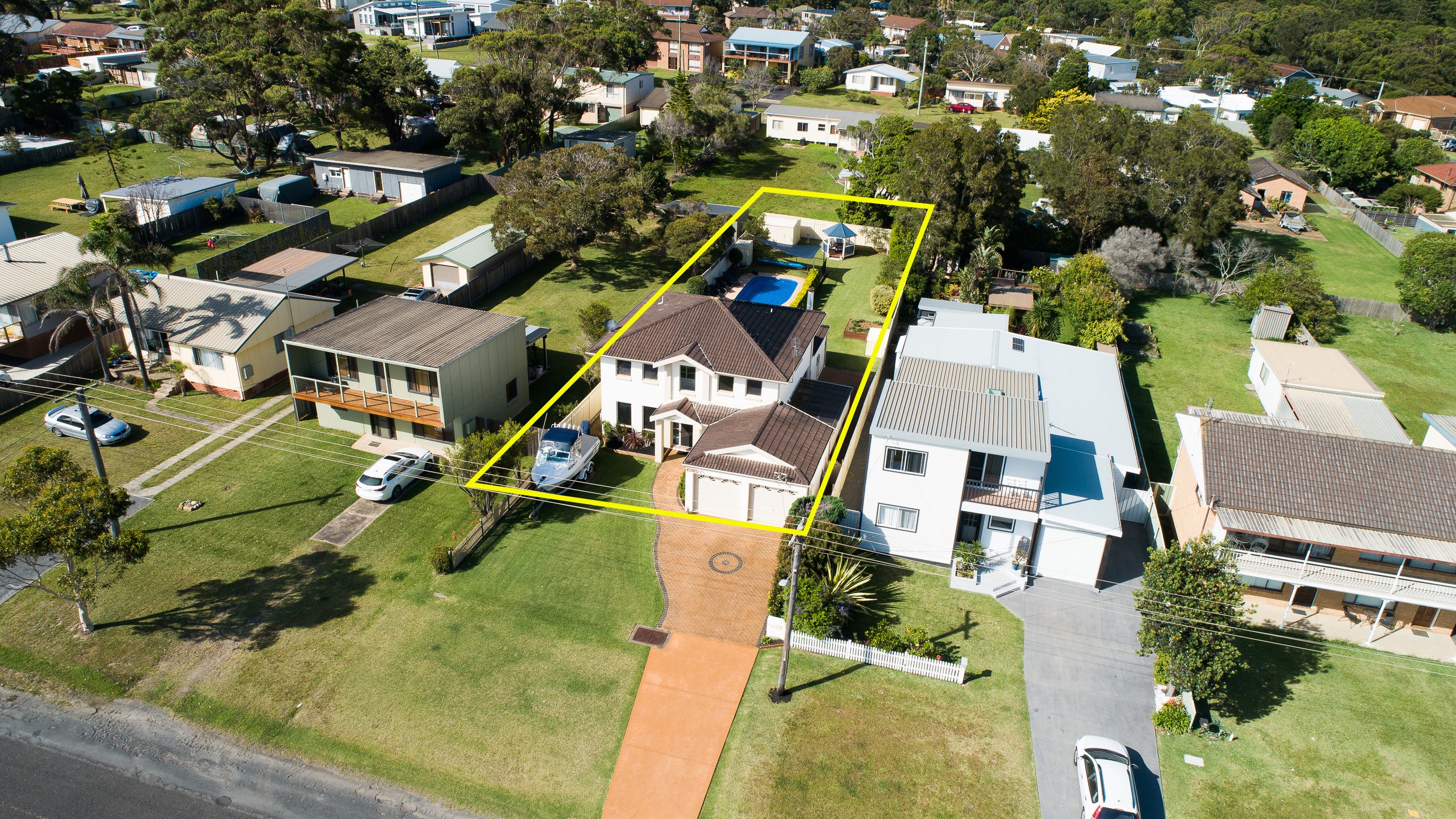 136 The Lake Circuit, Culburra Beach, NSW 2540