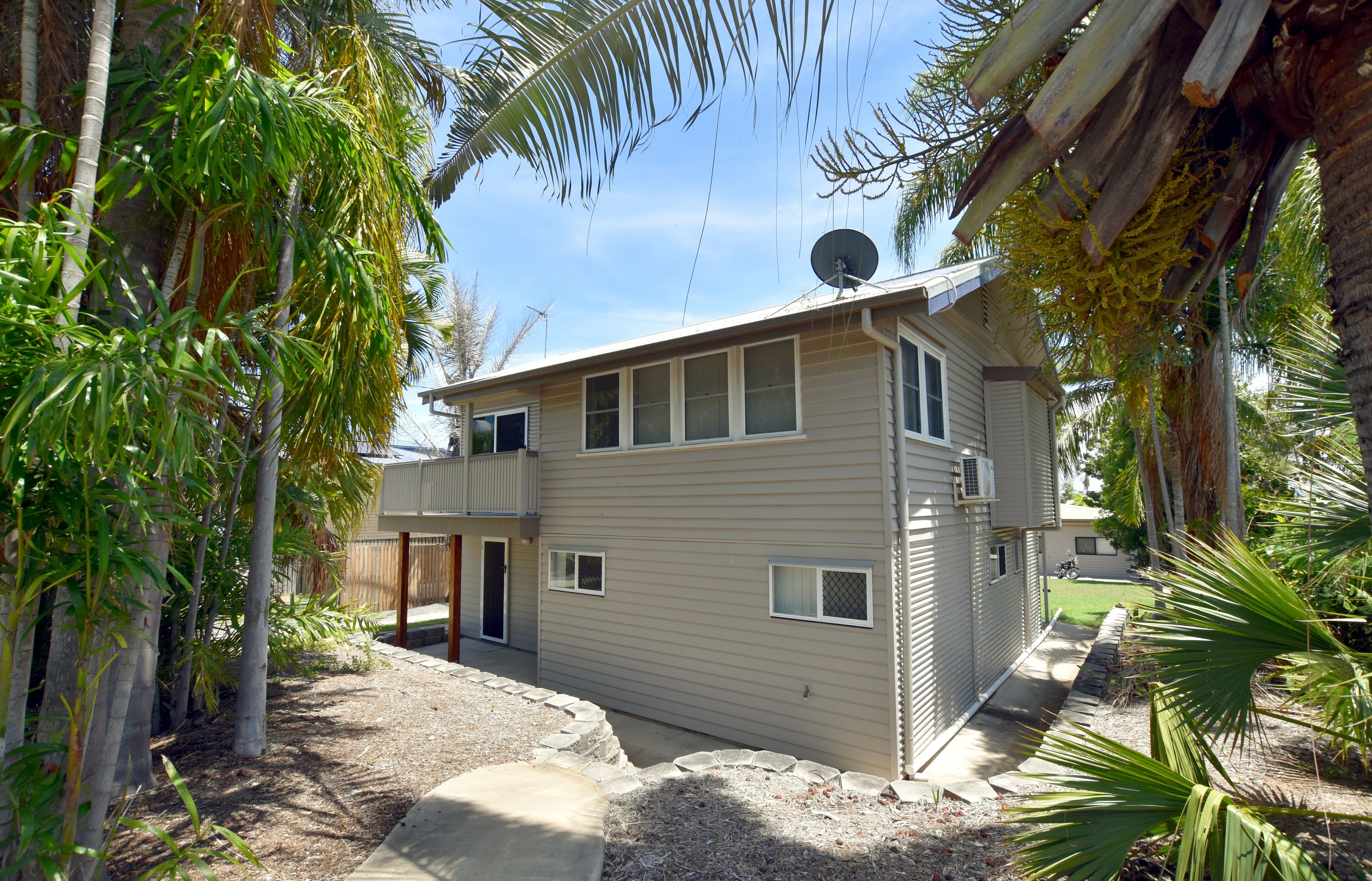 14a Worthington Street, West Gladstone, QLD 4680
