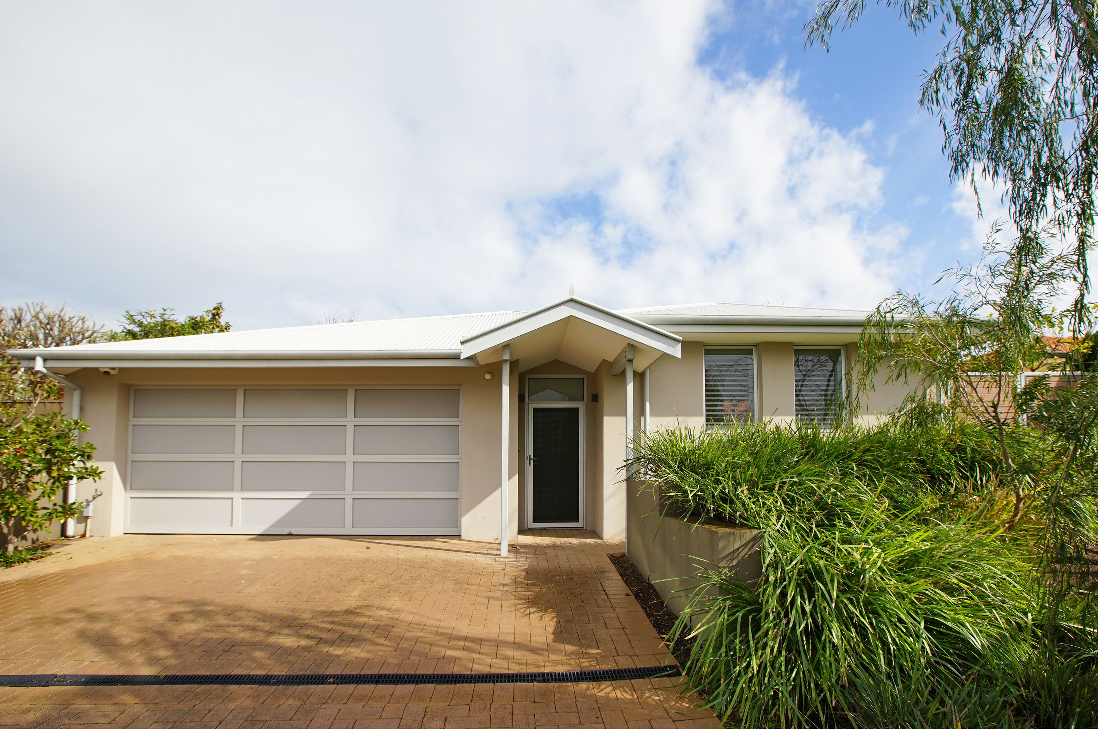 14 Fallow Crescent, Spearwood, WA 6163