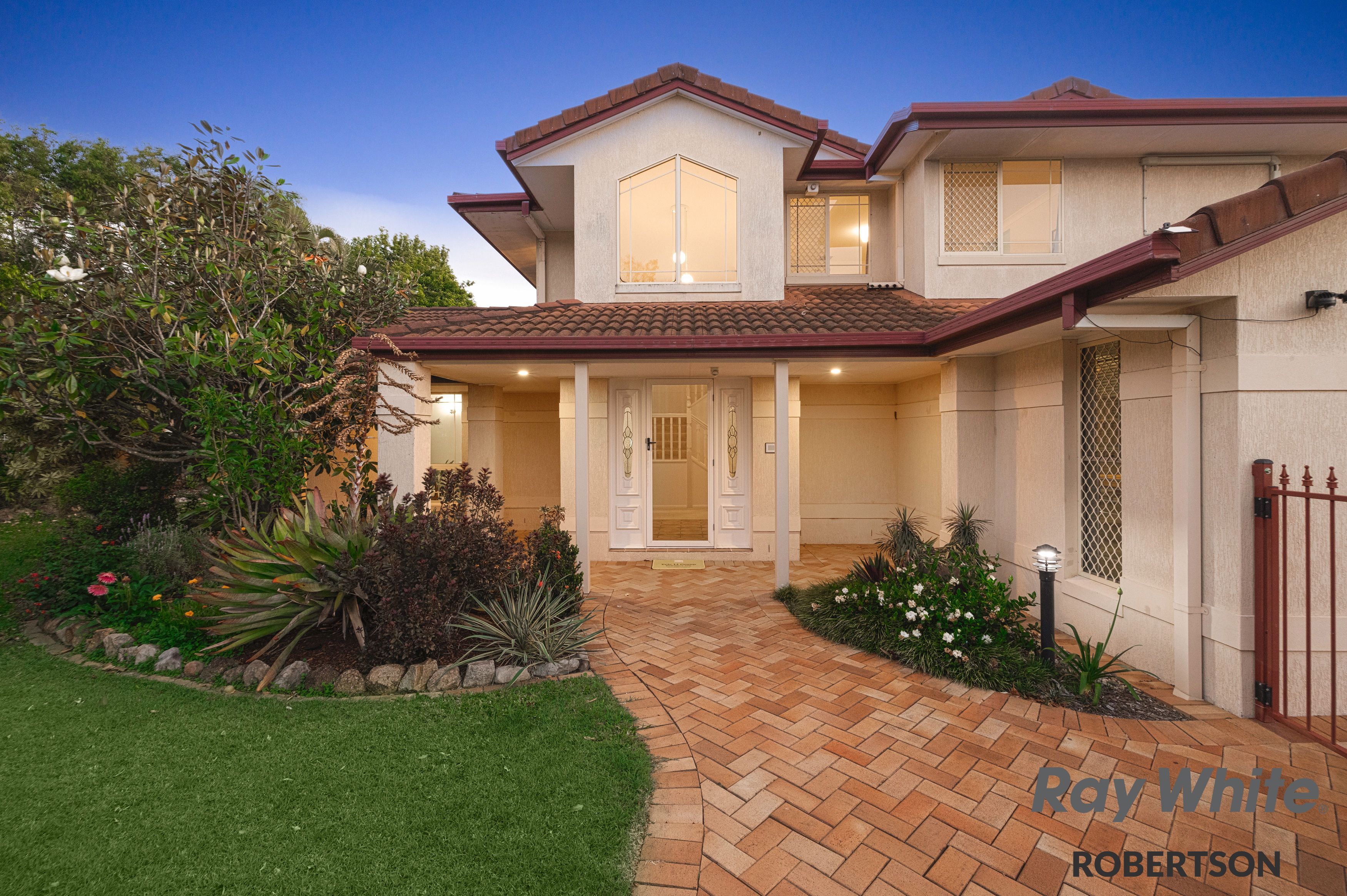 16 Magnolia Street, Stretton, QLD 4116