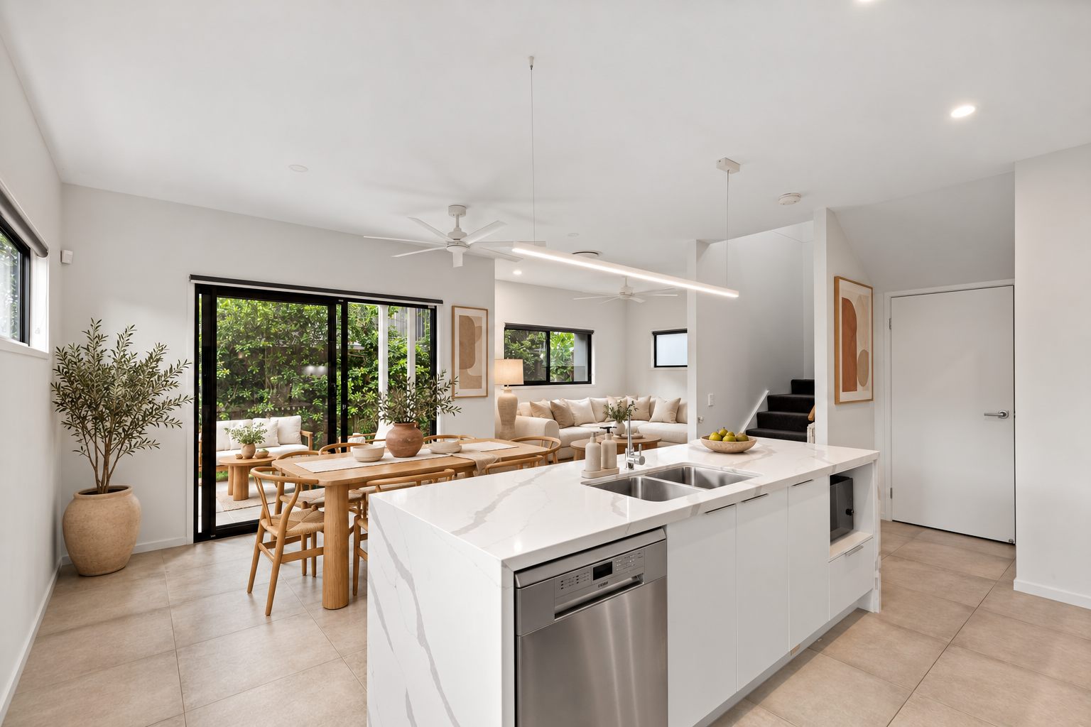 14/38 Creekside Terrace — photo 5 of 14