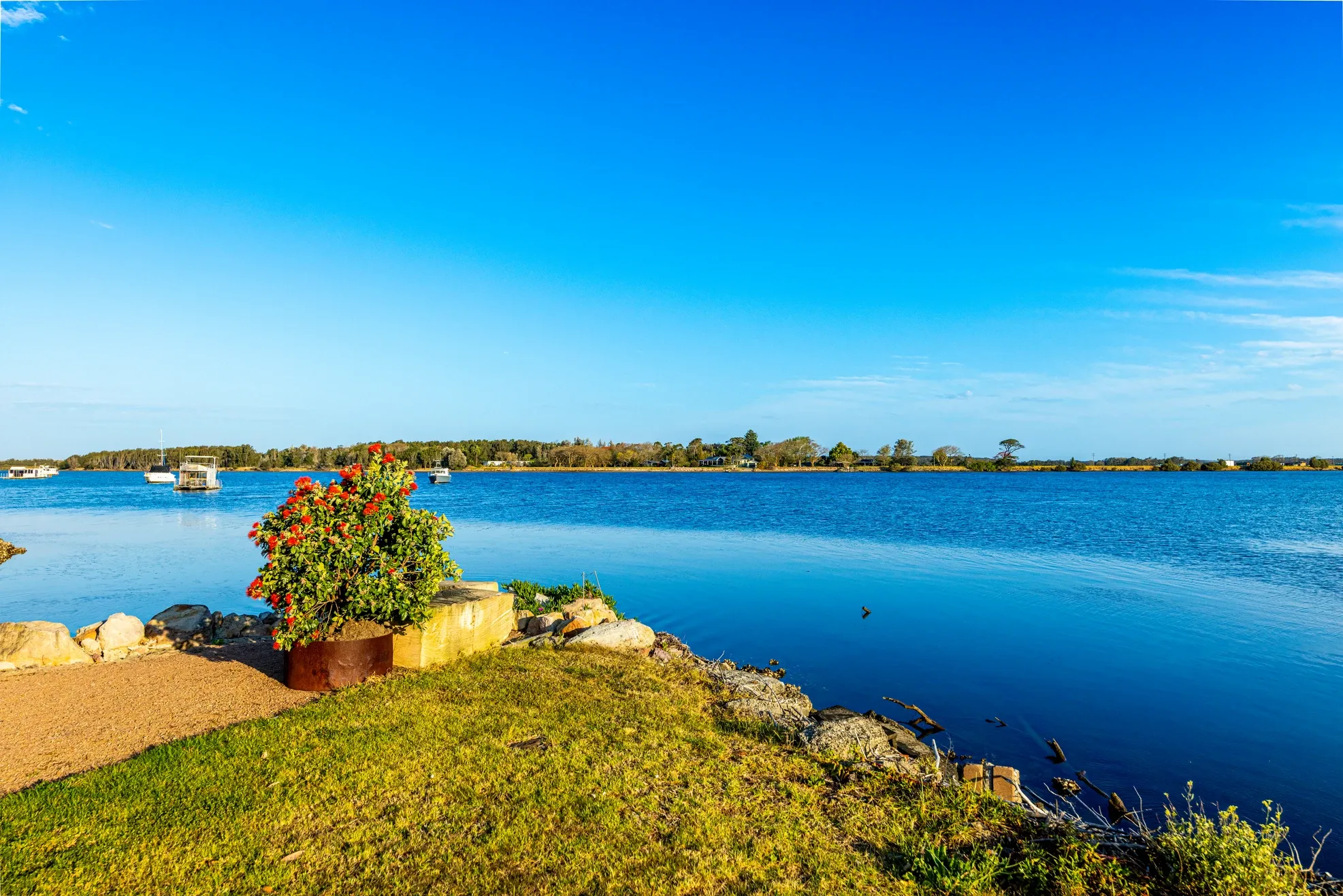 4 Hay Avenue, Shoalhaven Heads, NSW 2535