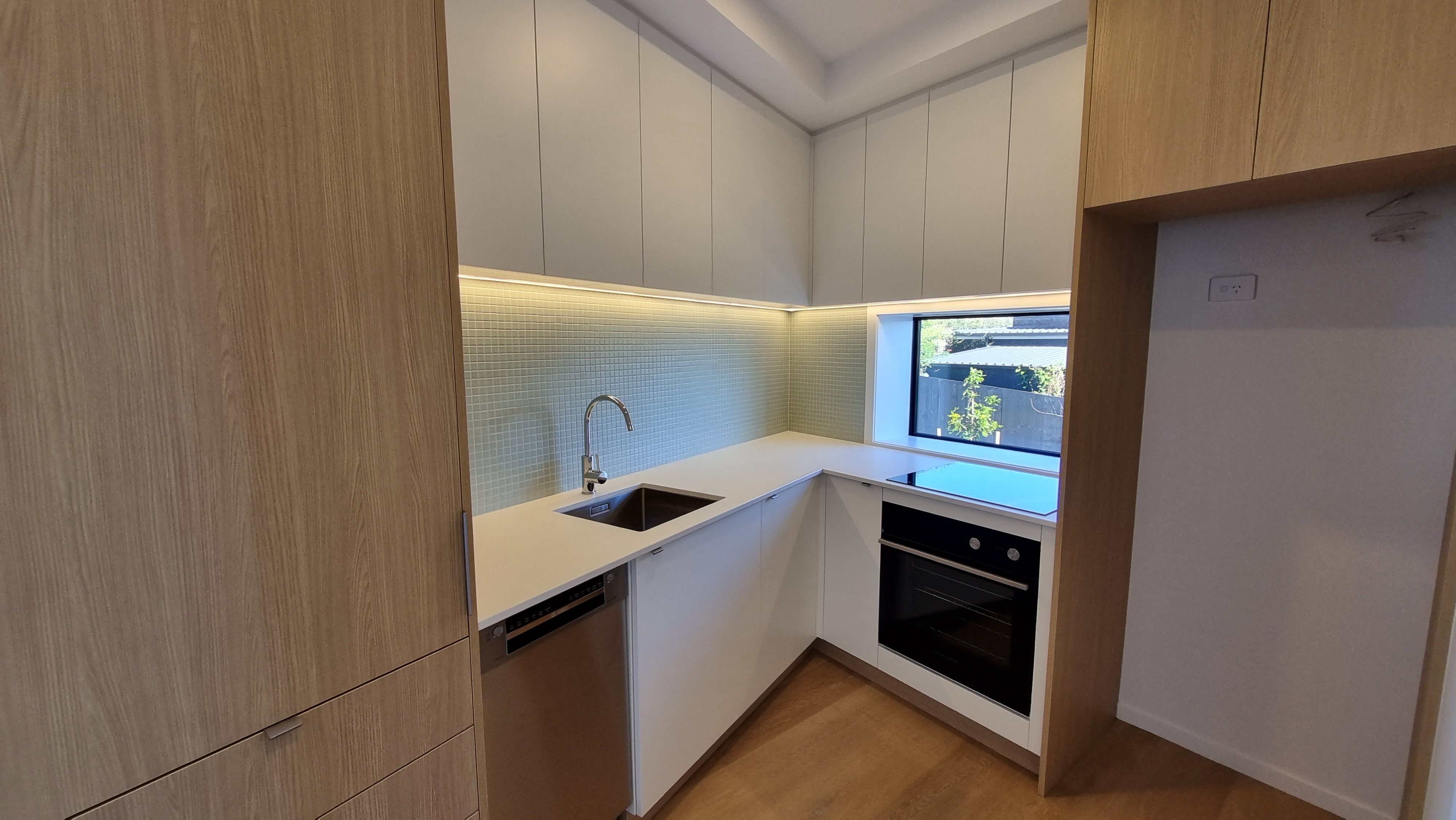 107/2 Finch Street, Morningside, Auckland City