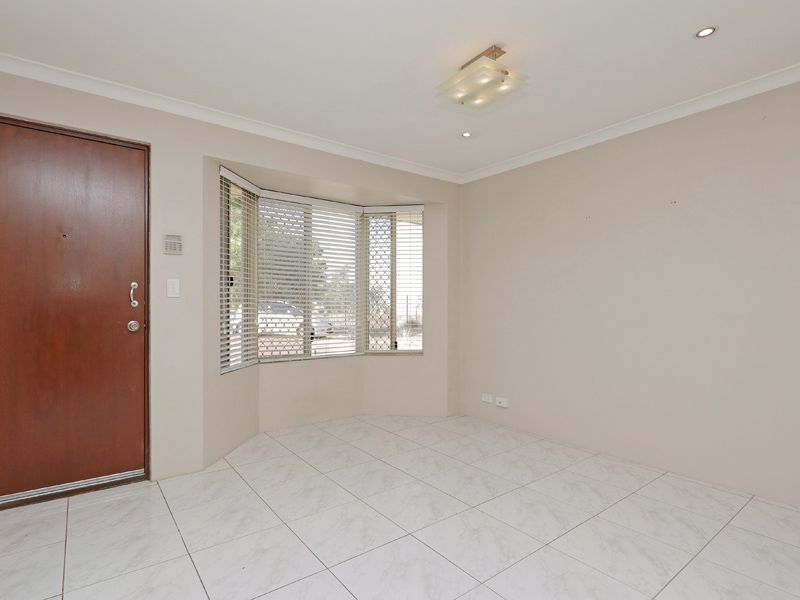 6 Roosevelt Place, Redcliffe, WA 6104