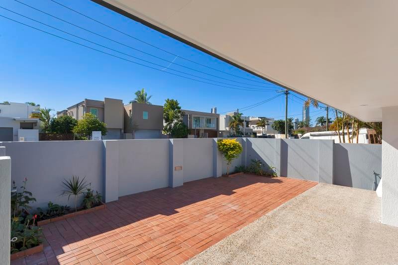 10 Vespa Crescent, Surfers Paradise, QLD 4217