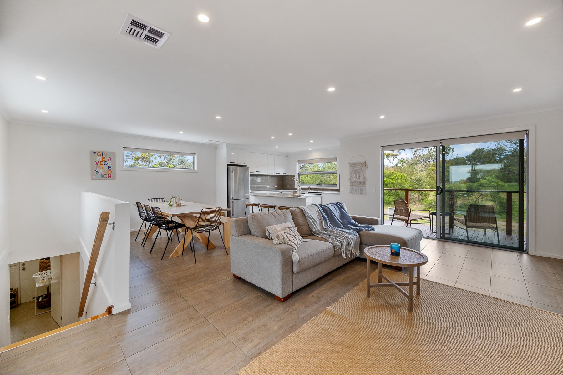 6 Graham Avenue, Venus Bay, VIC 3956