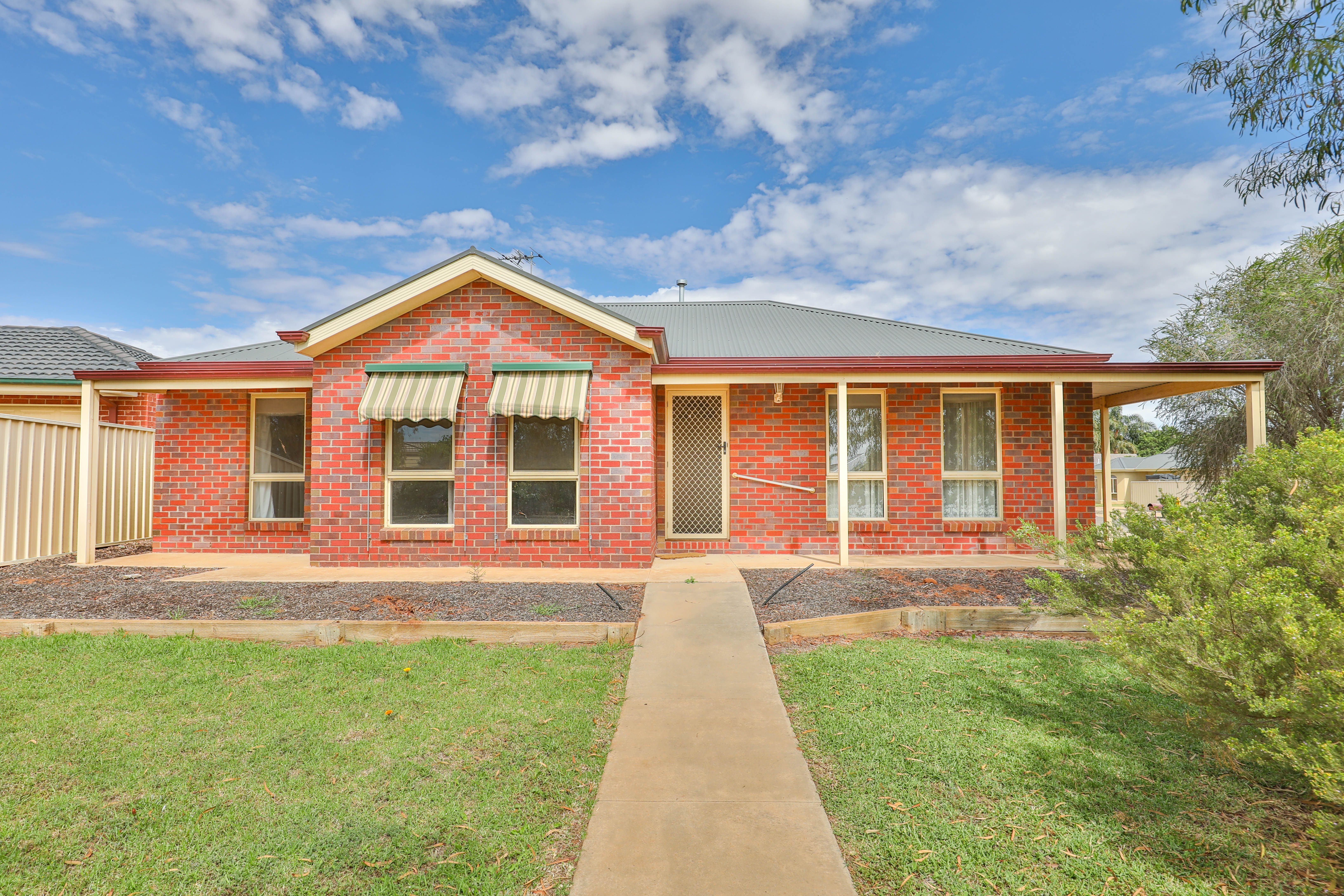 1 Golden Grove, Red Cliffs VIC 3496