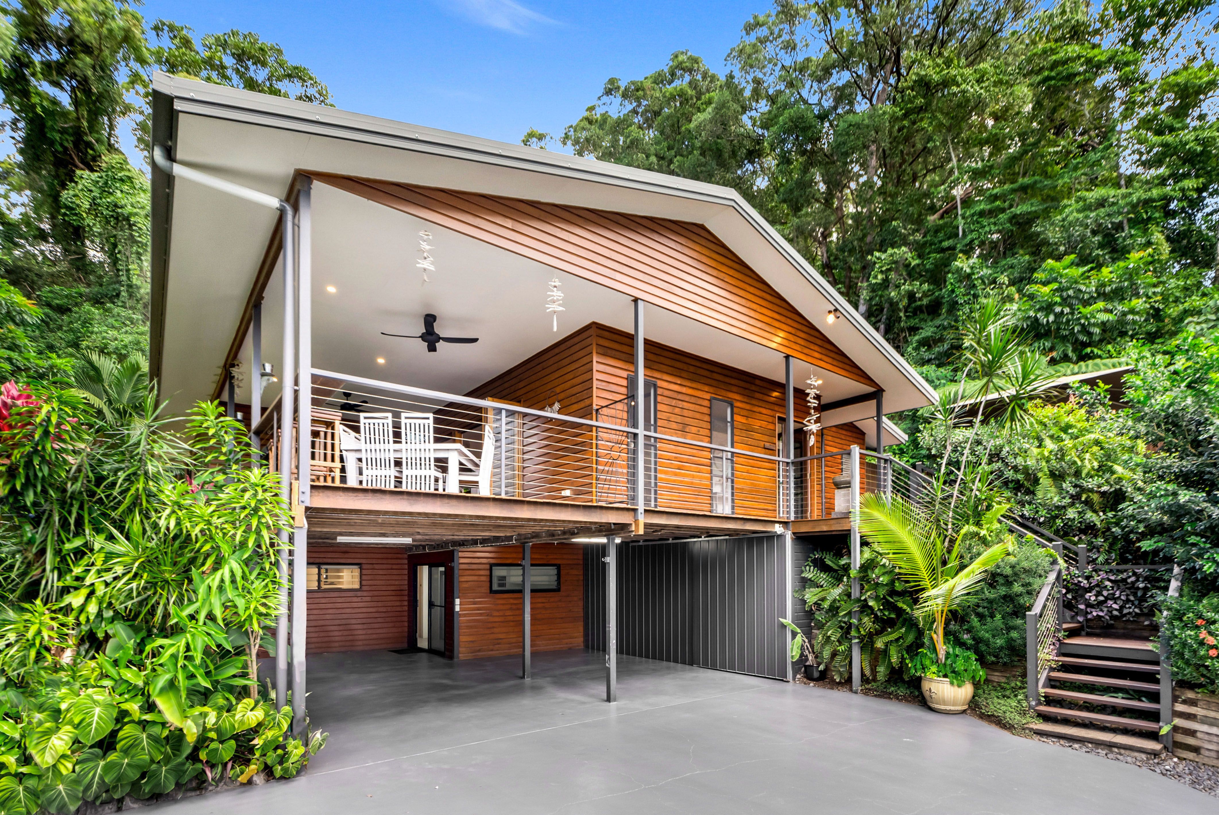 115-119 Coral Sea Drive, Mossman QLD 4873