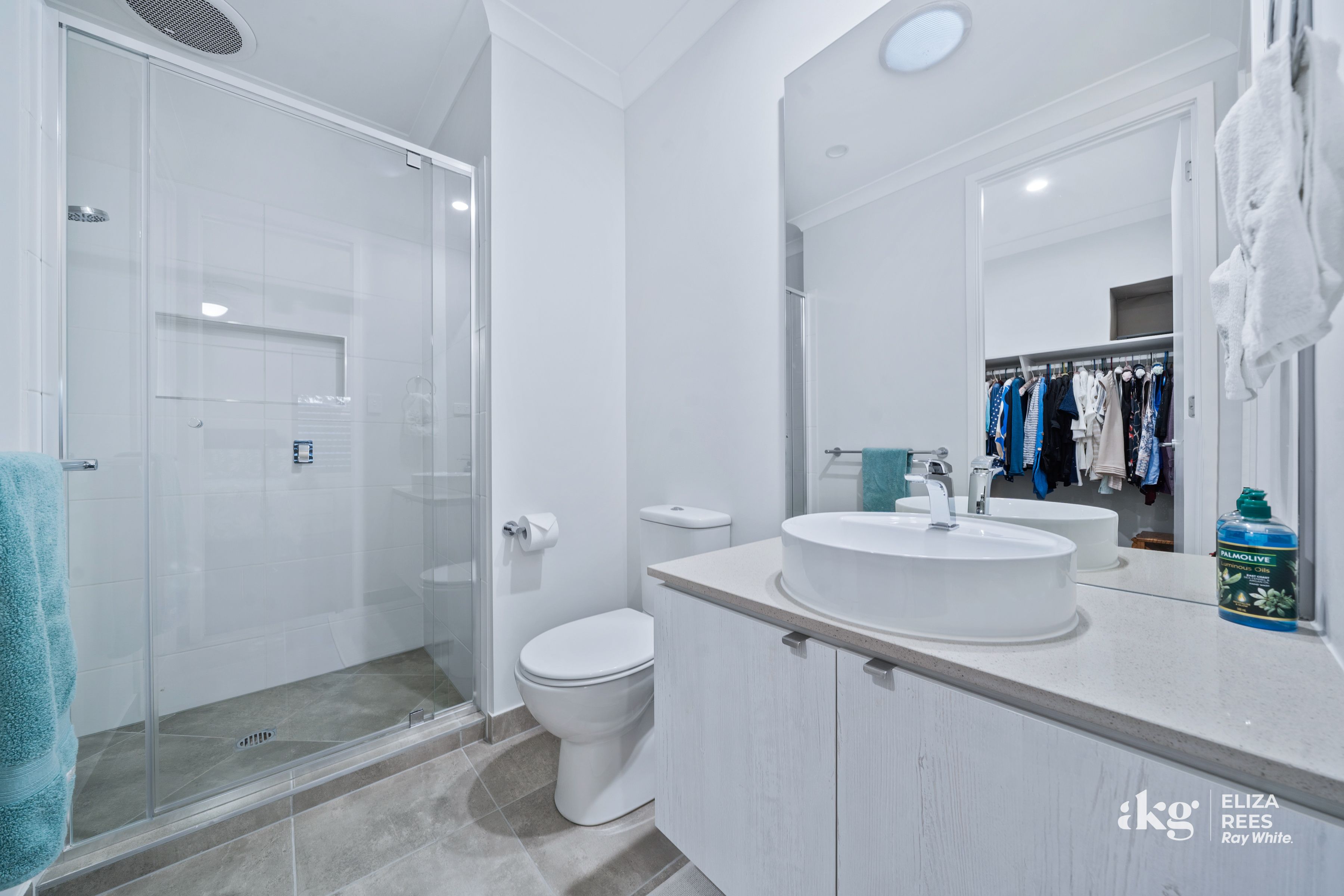 13 Leaf Street — photo 17 of 27