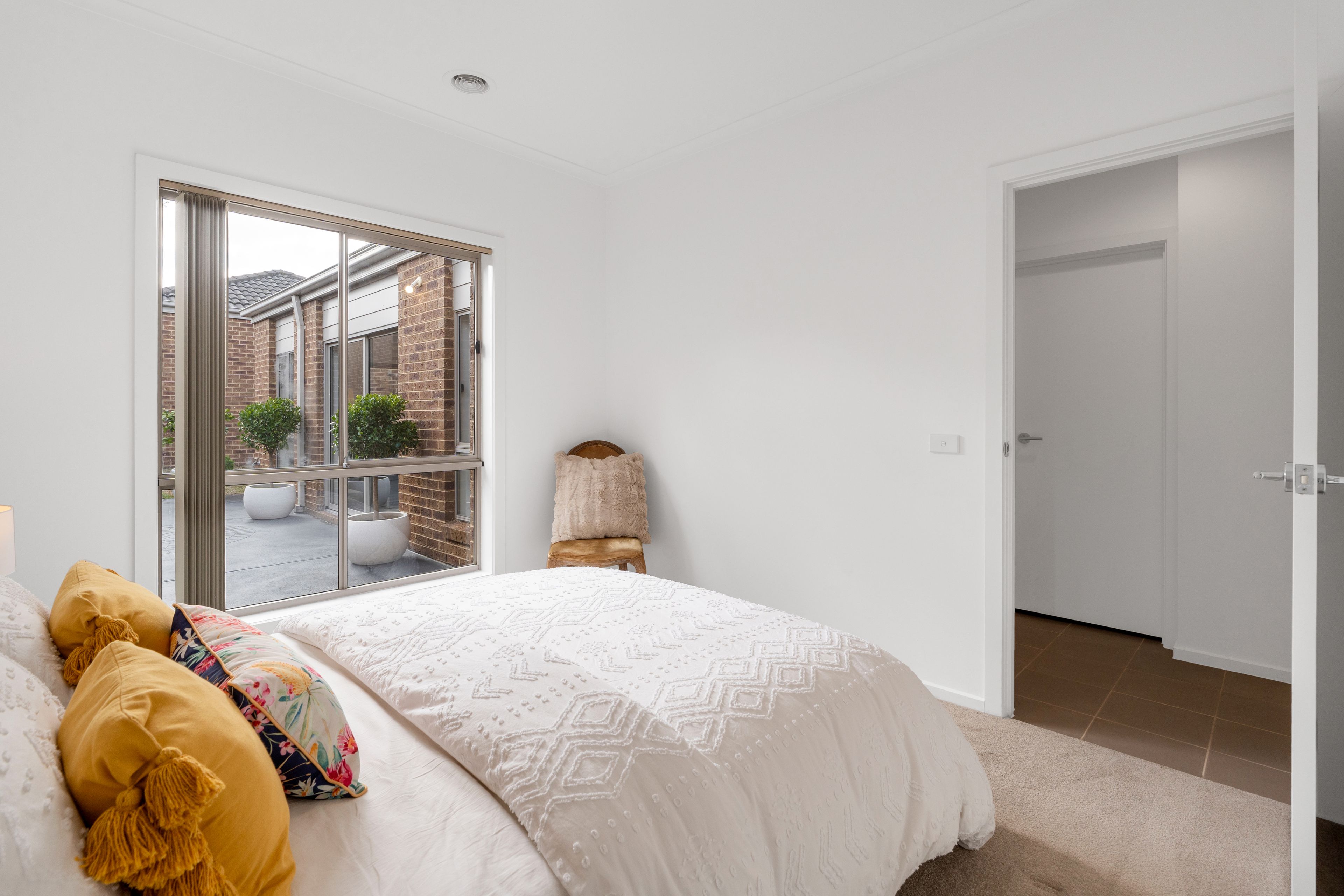11 Yorkshire Terrace — photo 6 of 16