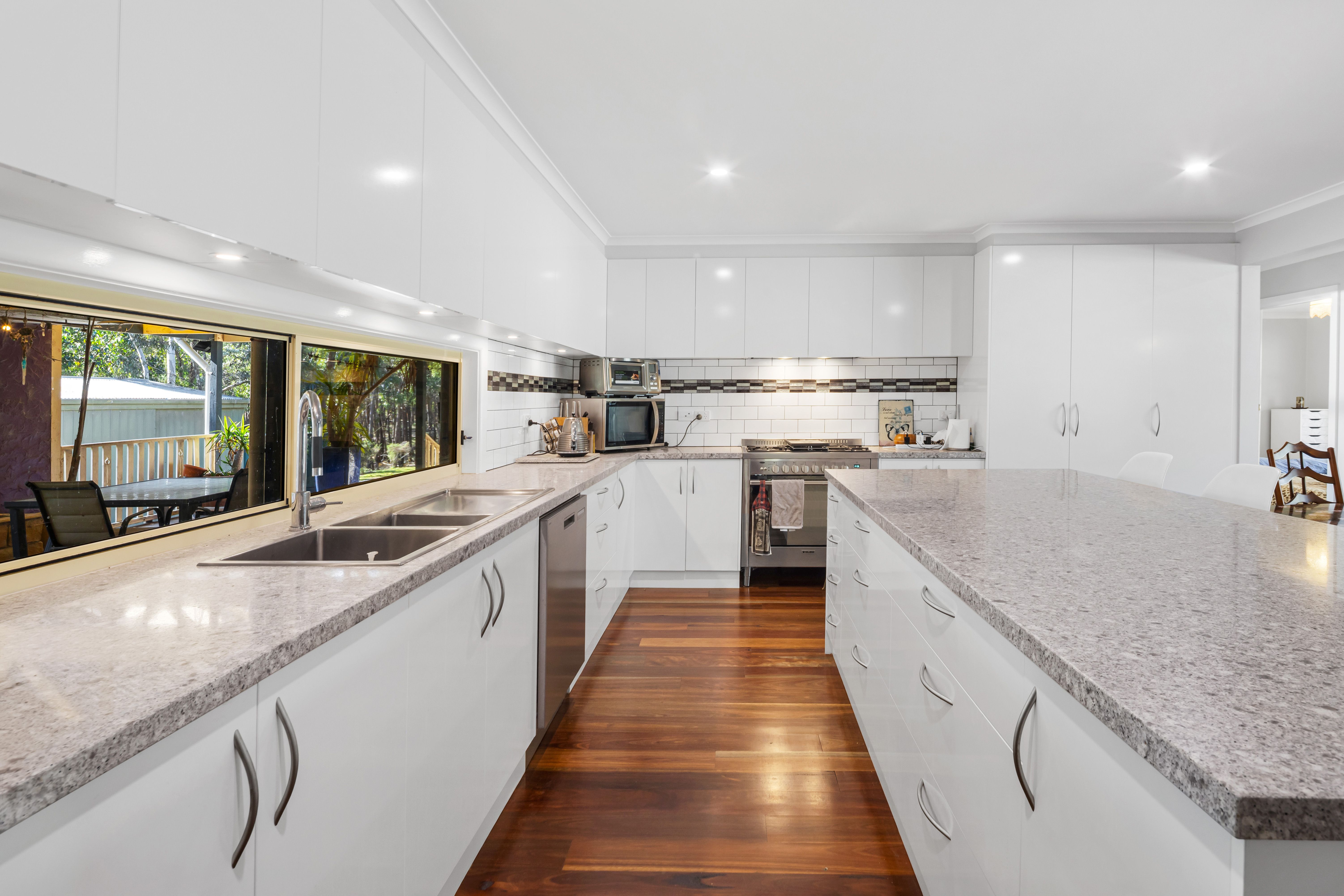 96 Knights Road — photo 7 of 19