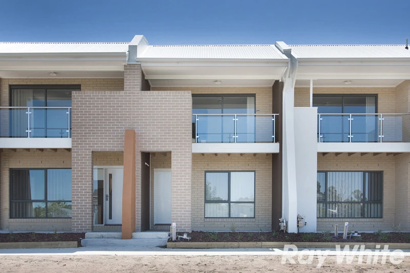 4/7 Cyan Crescent, Officer, VIC 3809