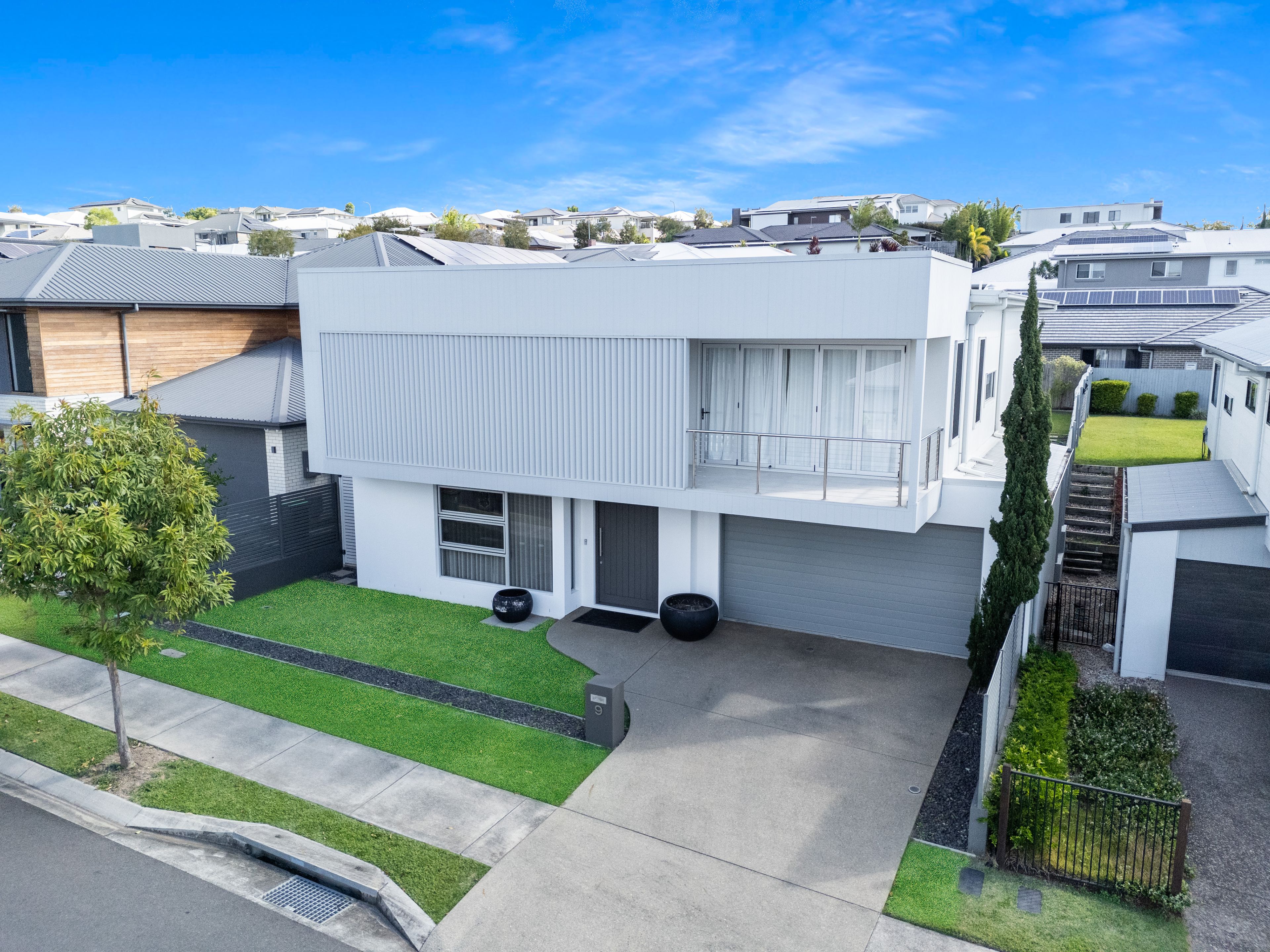 9 New York Way, SPRING MOUNTAIN, QLD 4300