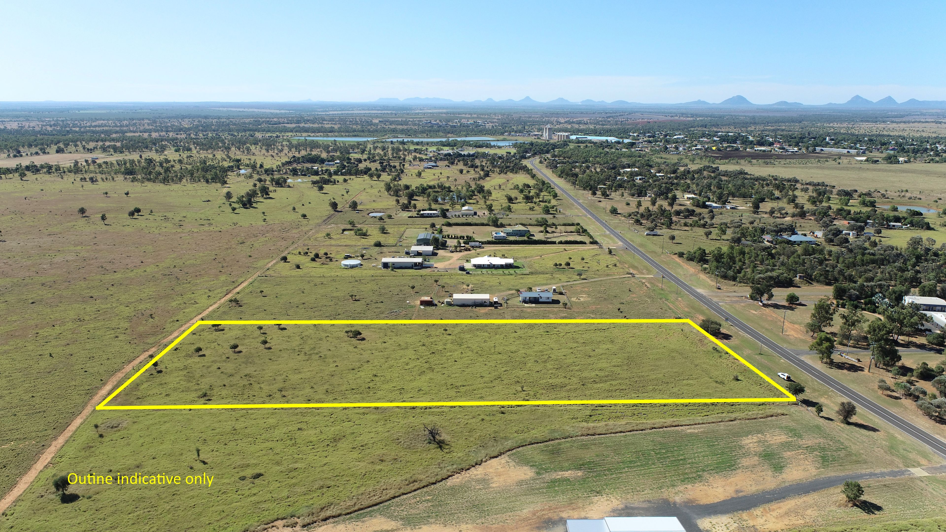 77 Hibernia Road, Capella QLD 4723
