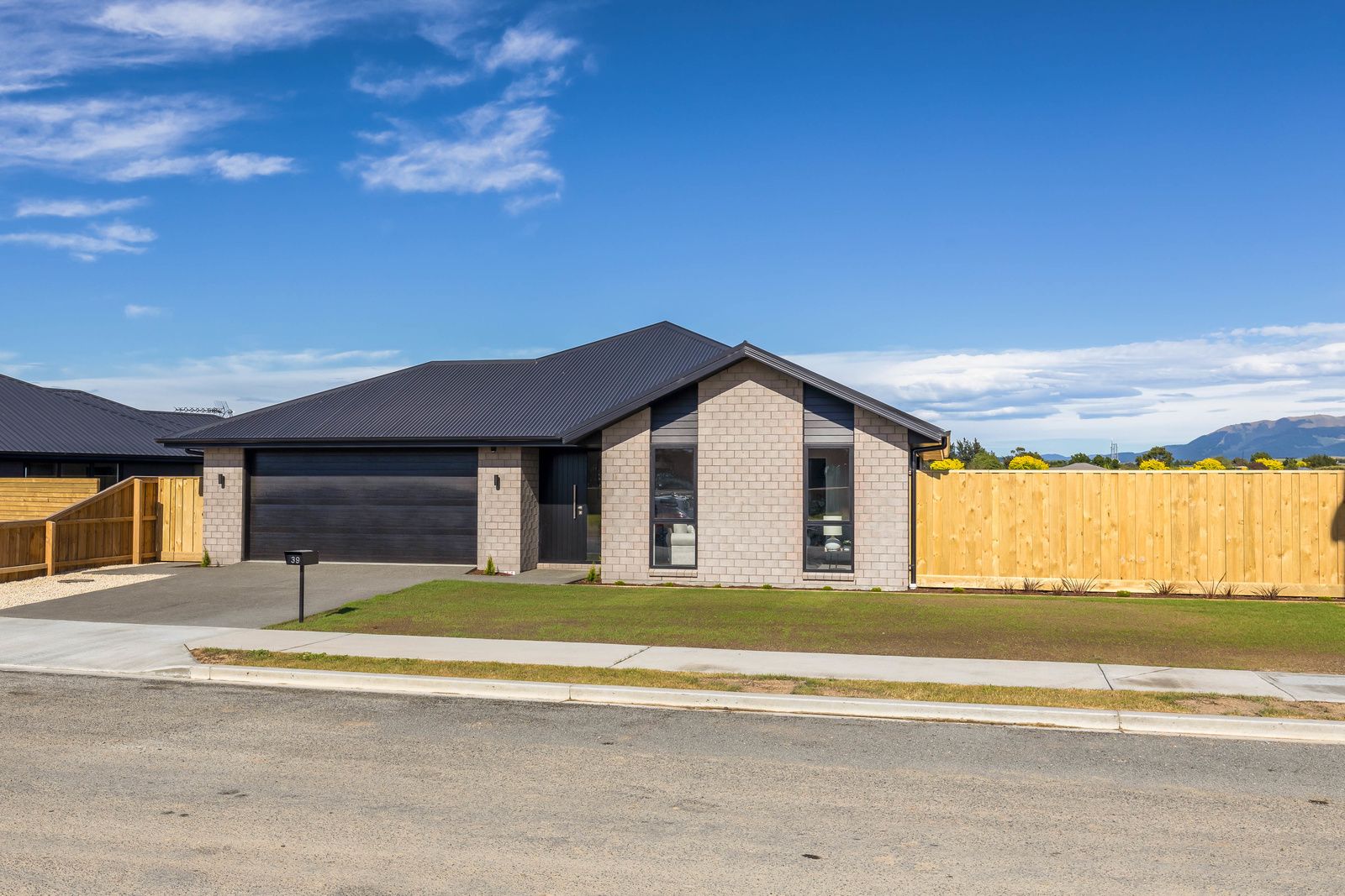39 Claremont Crescent, Amberley, Hurunui District