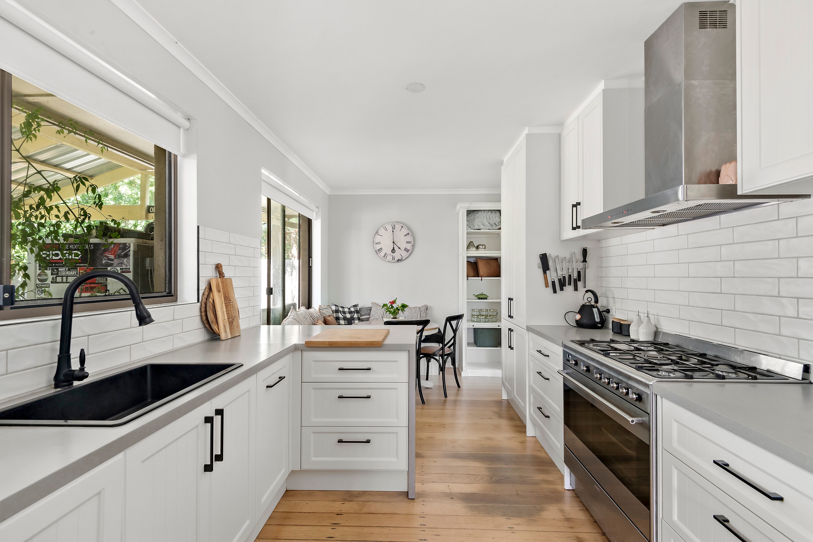 35 Nodding Avenue, Frankston North, VIC 3200