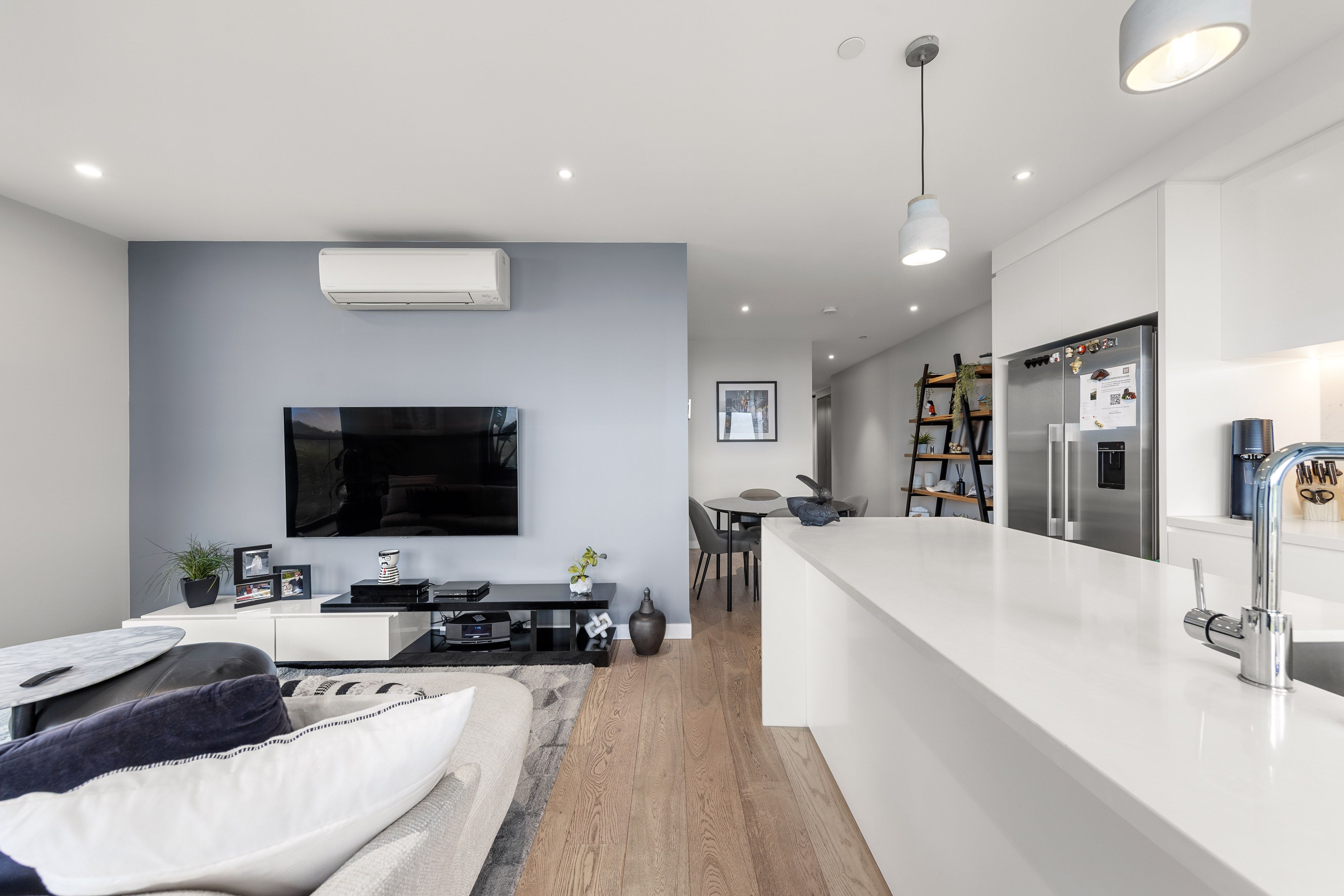 403/77 Queens Road — photo 4 of 30