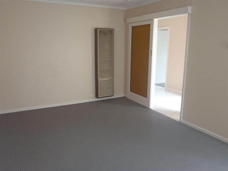2 Langley Place, South Morang, VIC 3752