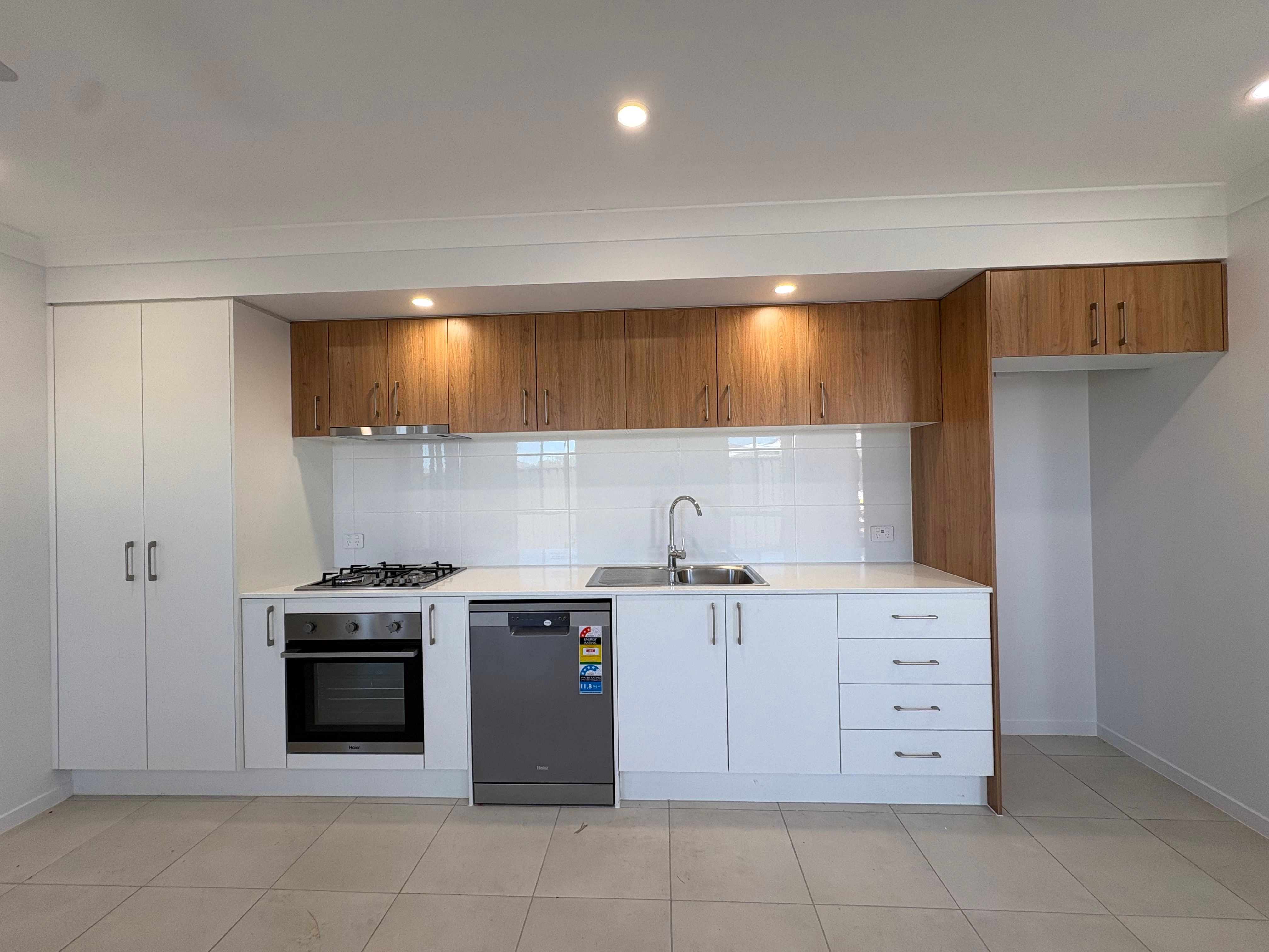 2/3 Lancewood Street, Medowie, NSW 2318