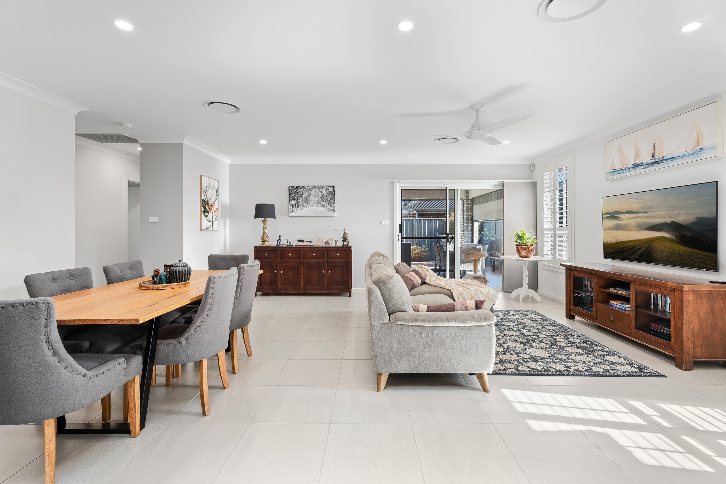 15 Commander Street, JORDAN SPRINGS, NSW 2747