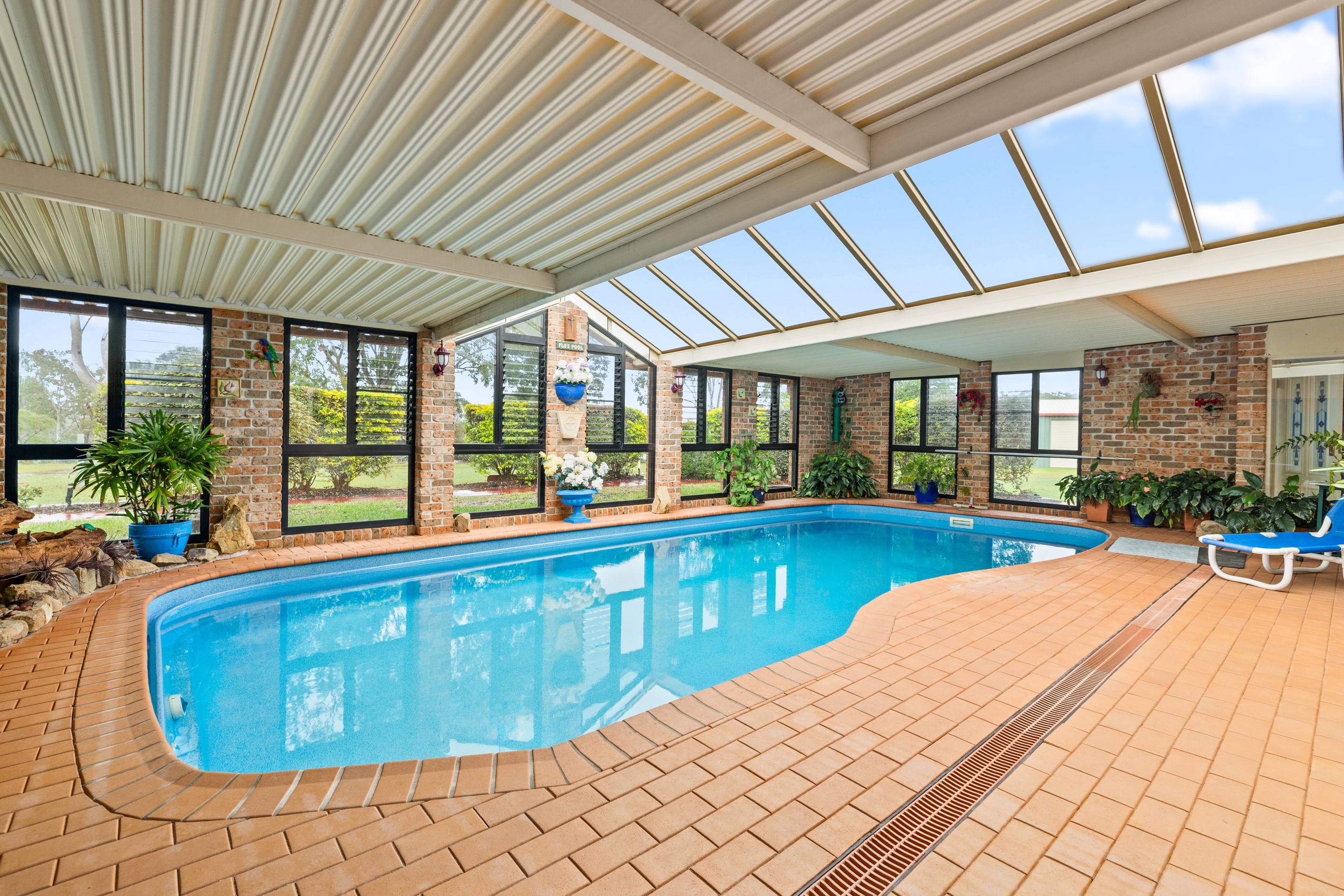 16 Jonnel Heights Place, Pampoolah, NSW 2430