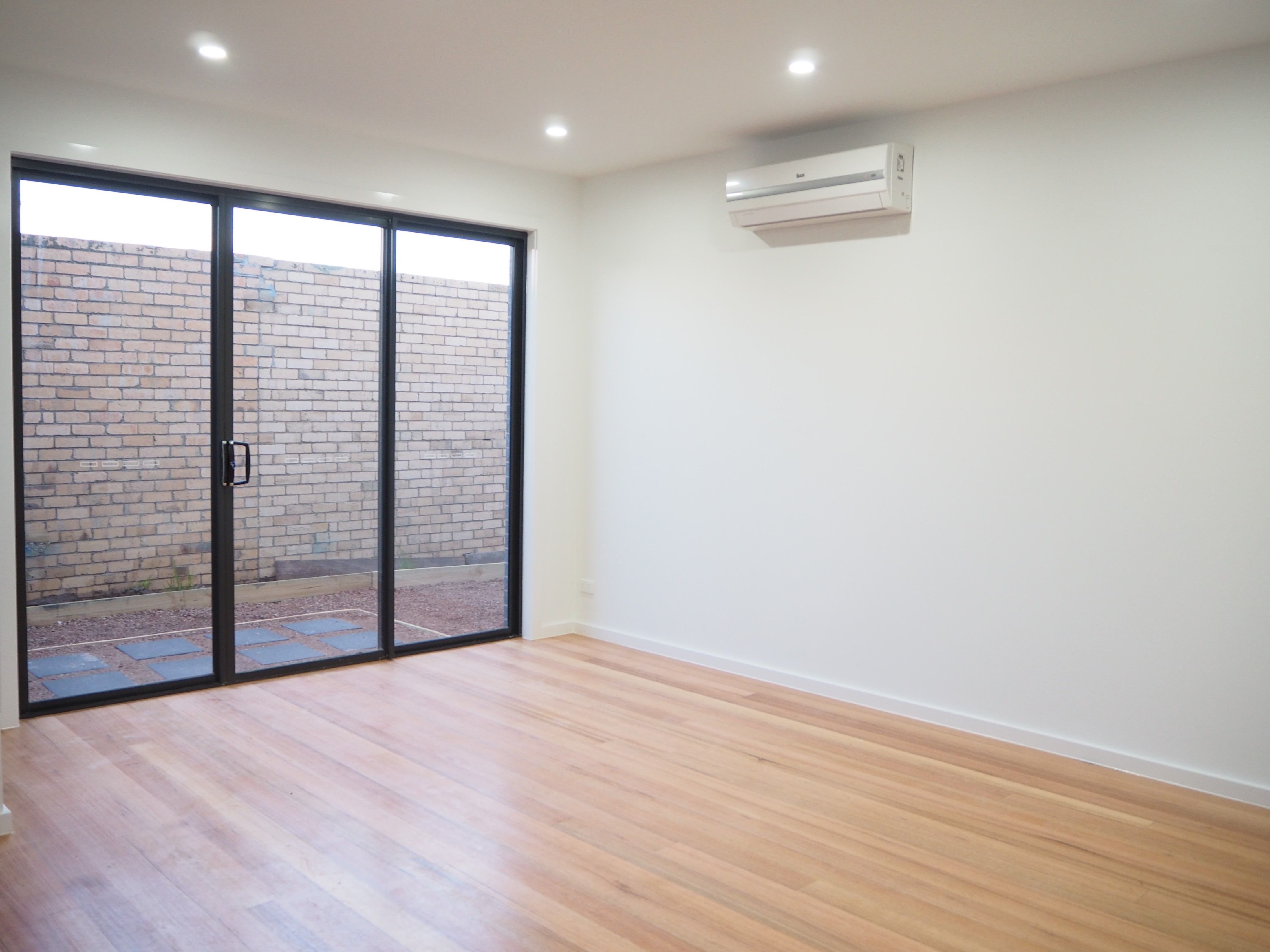 3/7 Alexander Avenue, Thomastown, VIC 3074