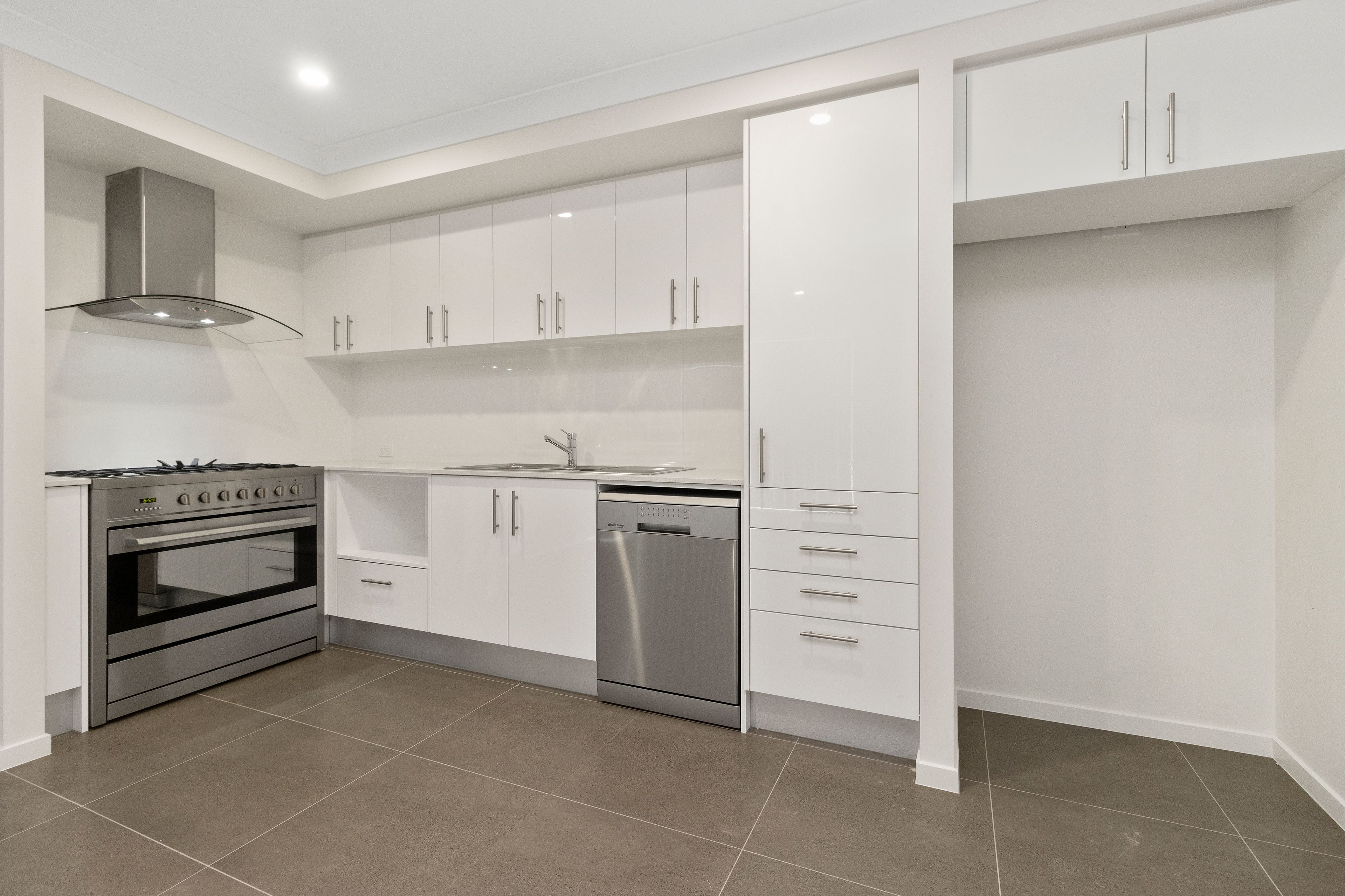 2/31 Shilin Street, Yarrabilba, QLD 4207