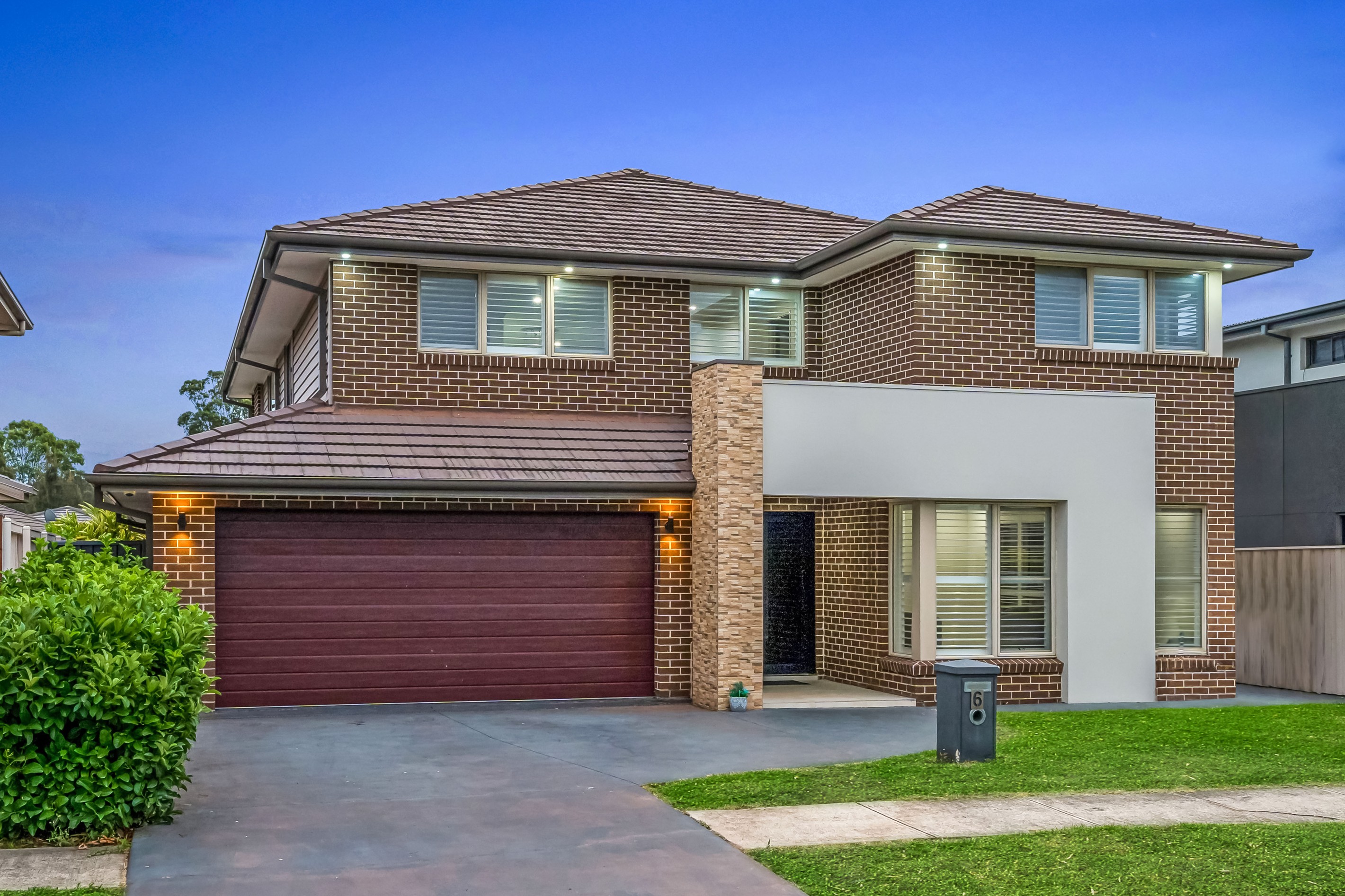 6 Joseph Wild Road, Carnes Hill, NSW 2171