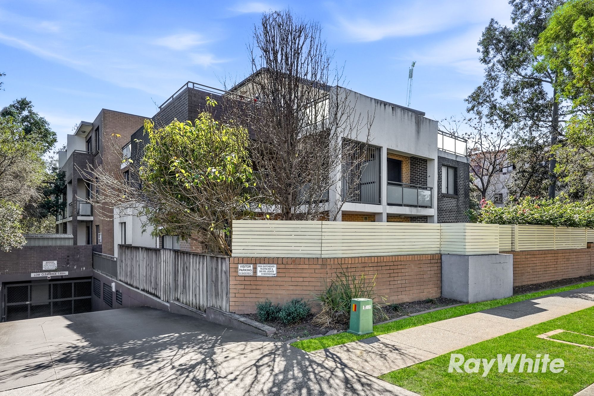 14/213-215 William Street — photo 13 of 17