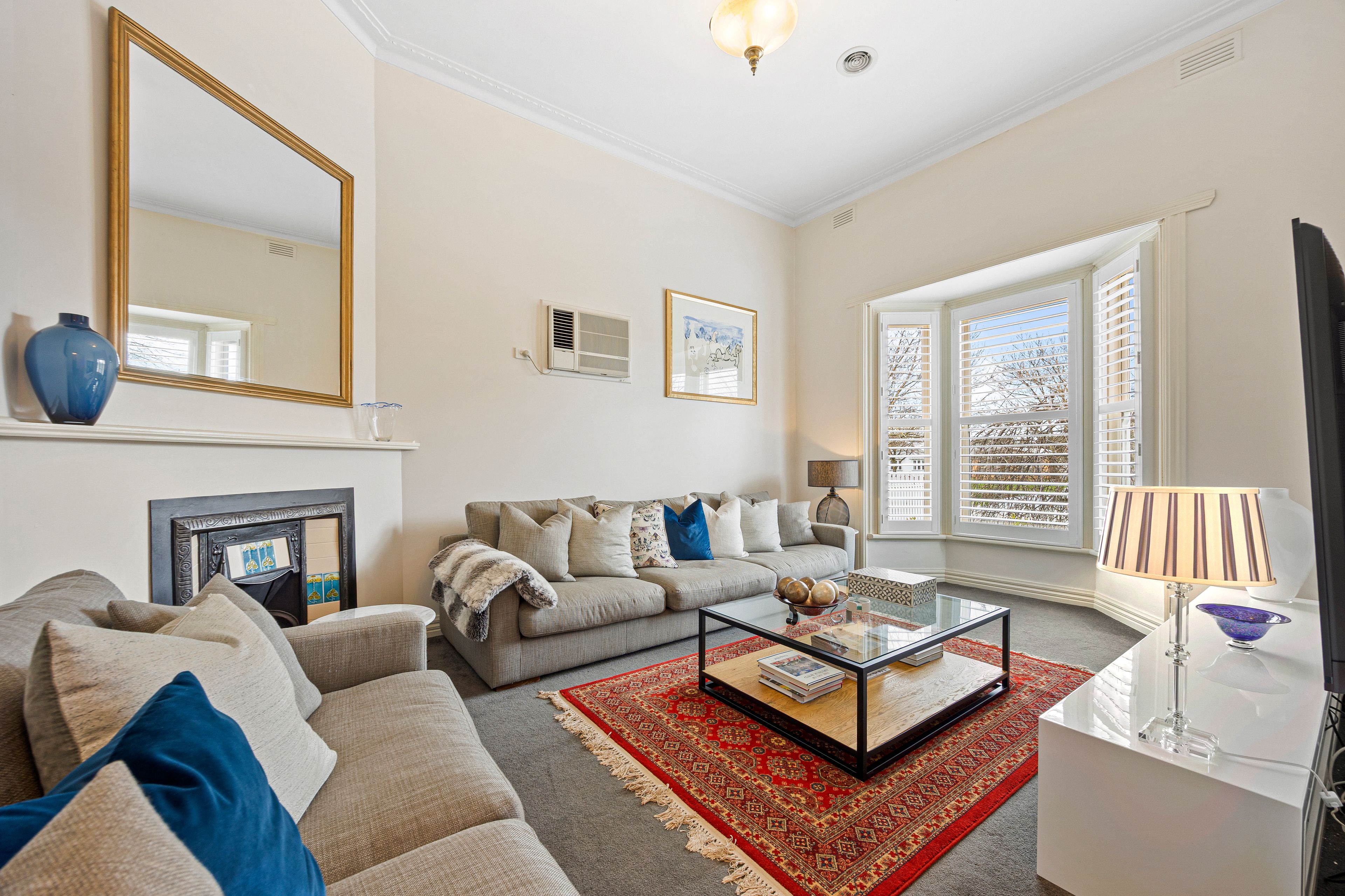 118 Victoria Street — photo 3 of 30