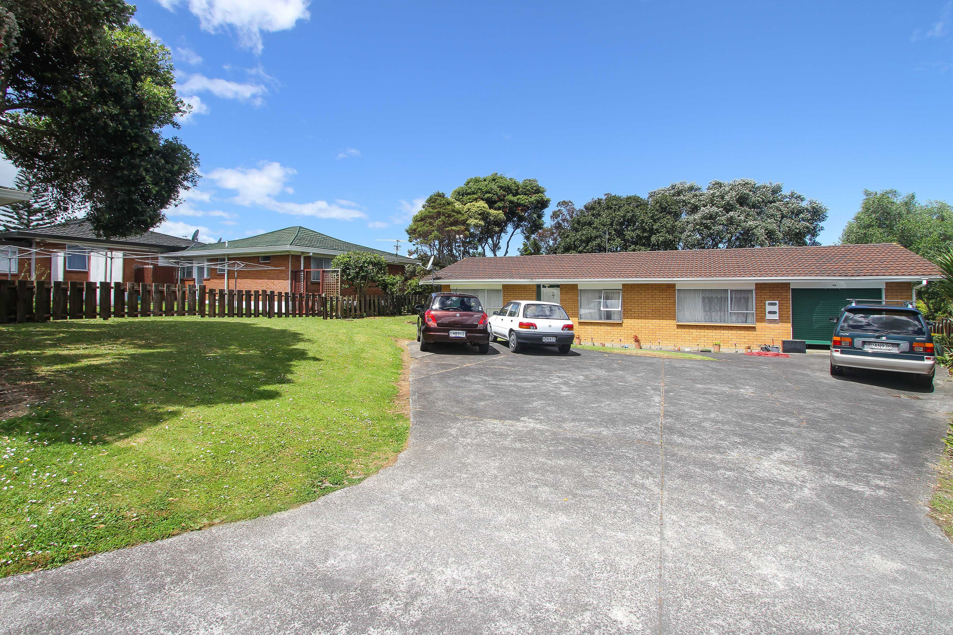 30 Faith Bullock Place, New Lynn, Waitakere City
