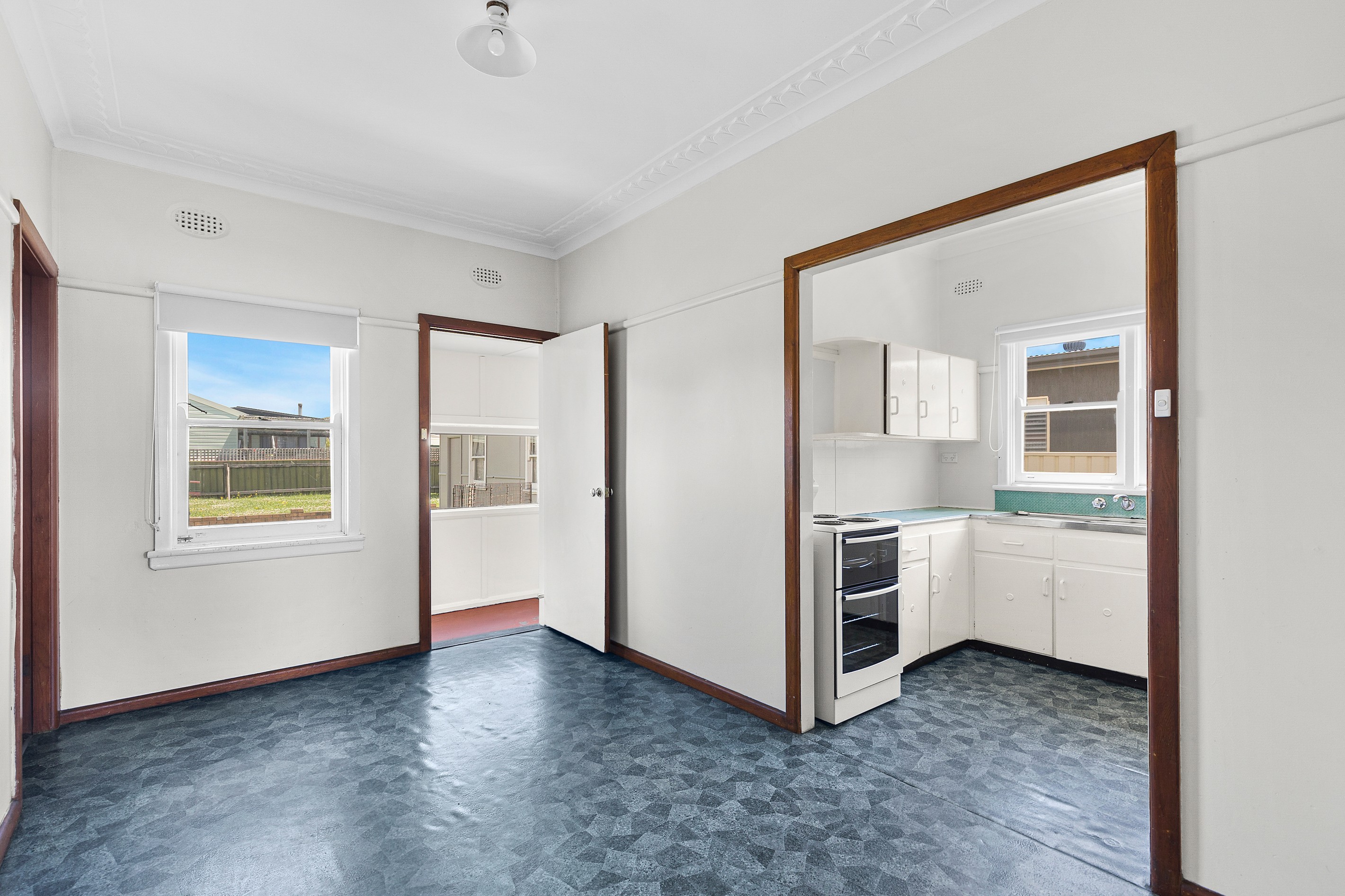 39 Beverley Avenue, Warilla, NSW 2528