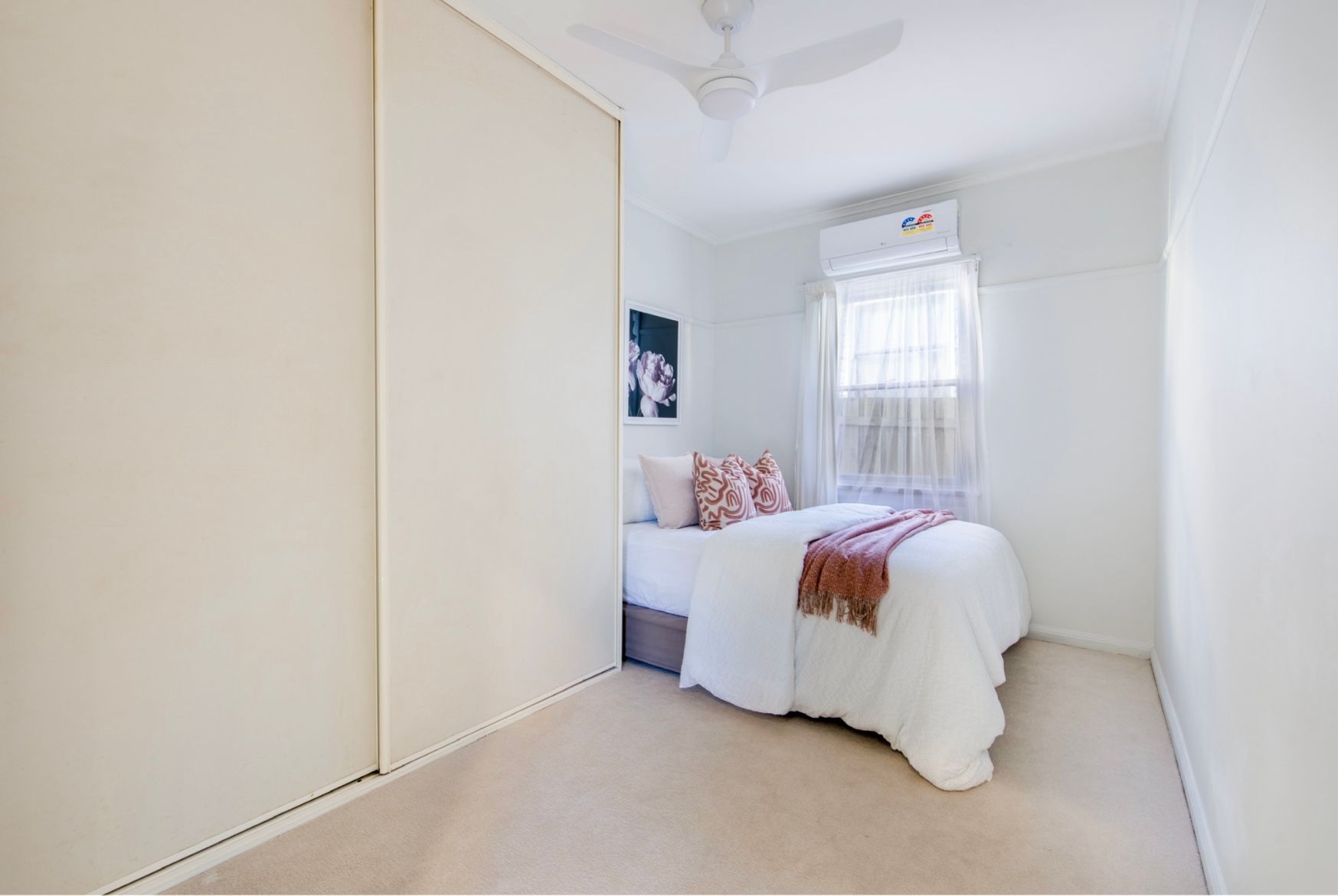 19 Margaret Street — photo 8 of 9