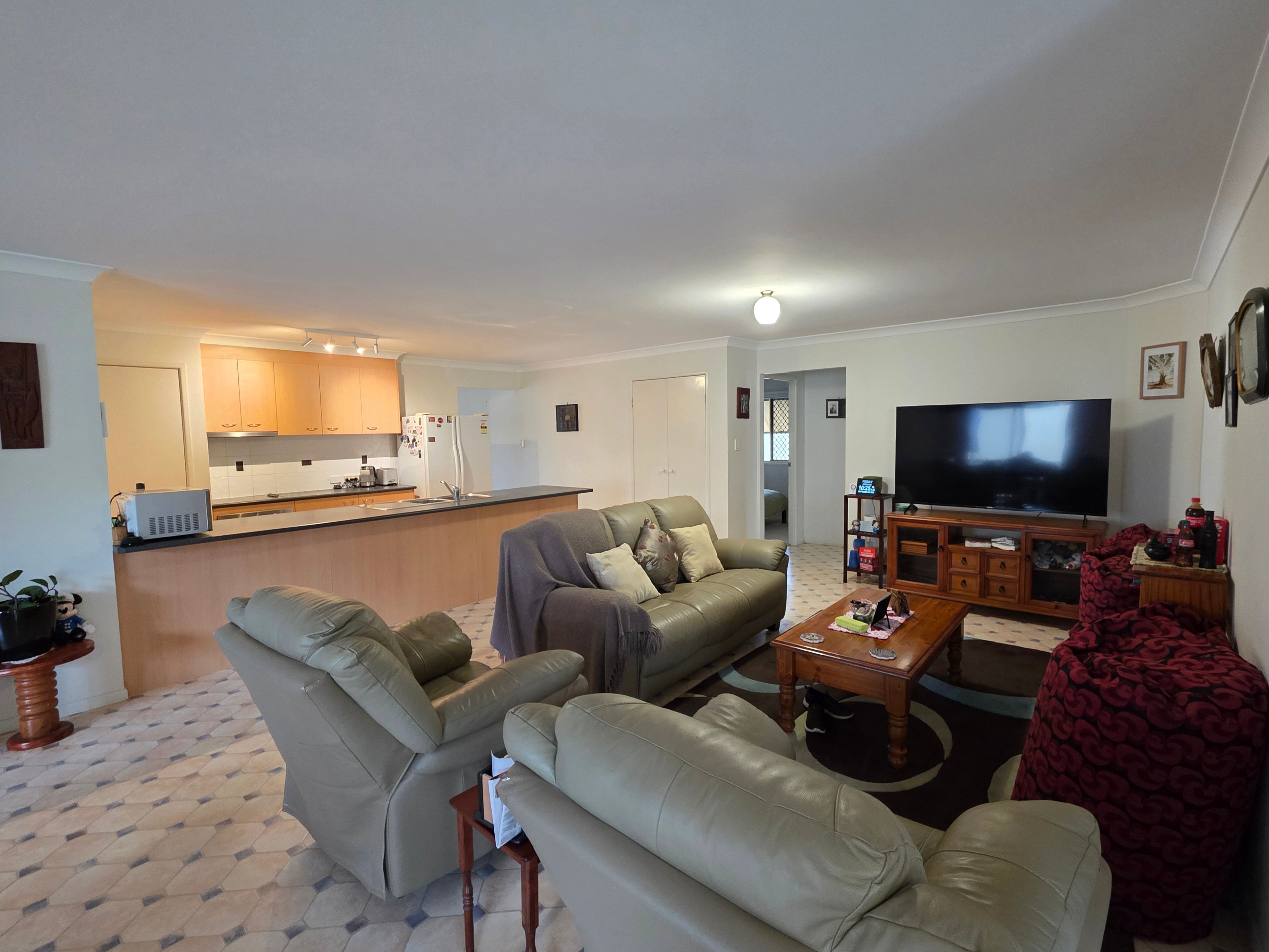 10 Matthew Court — photo 4 of 18