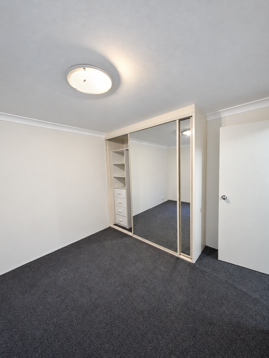 16/142 Meredith Street — photo 6 of 7