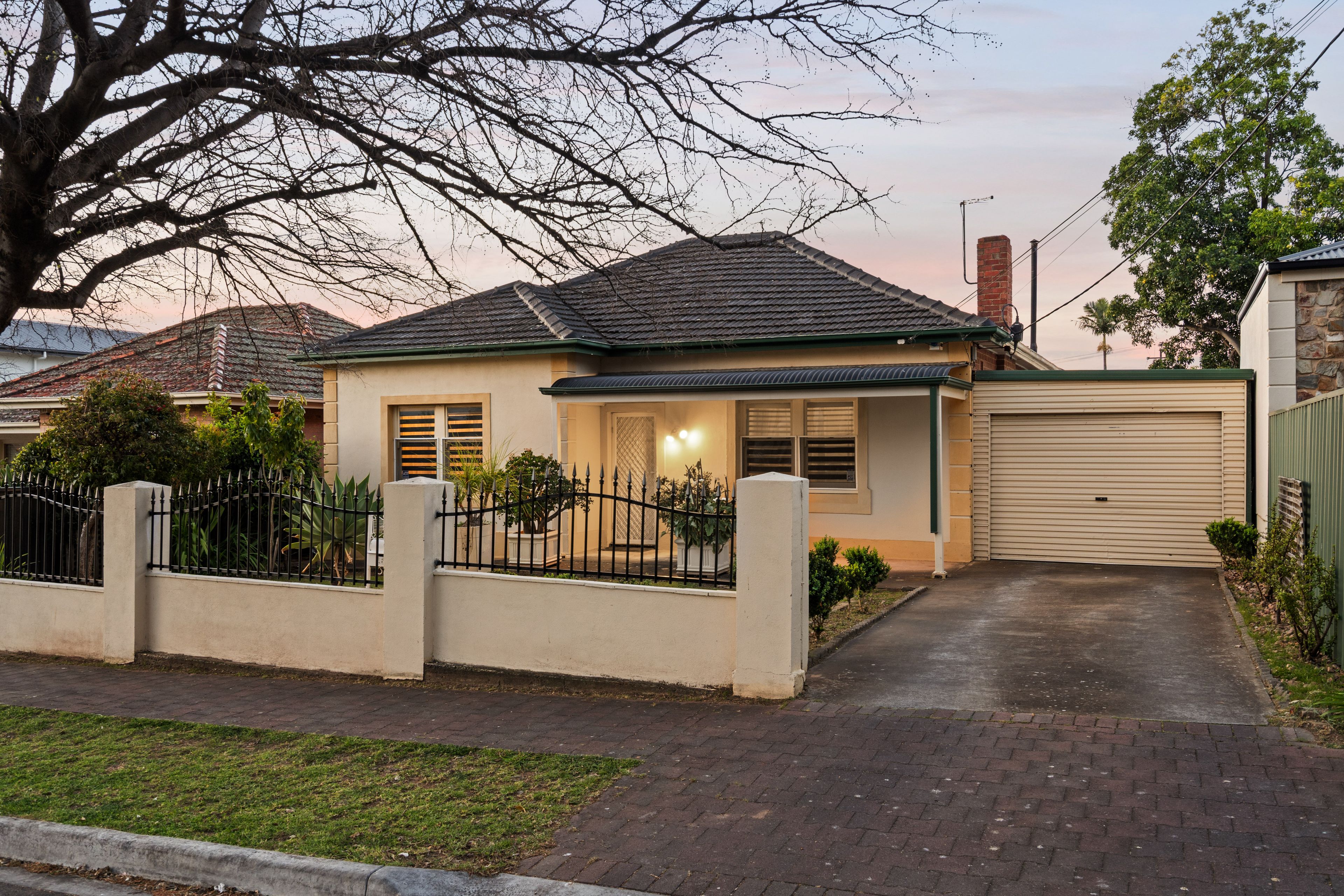 46 Alexandra Street — photo 4 of 30