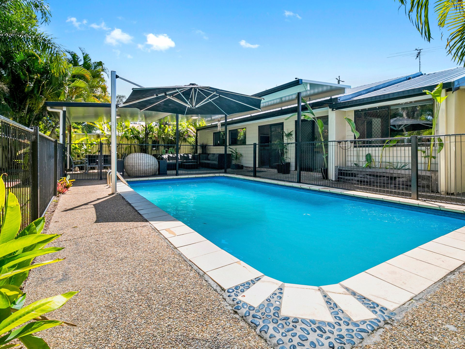 4 Stellaris Way, Rochedale South, QLD 4123