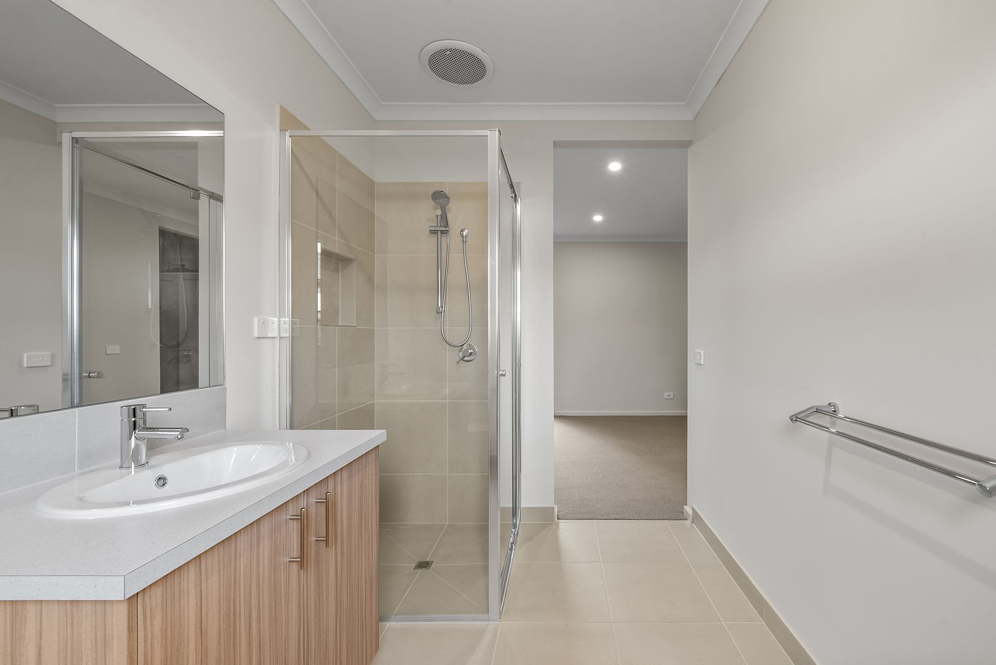 53 Racka Road — photo 7 of 13